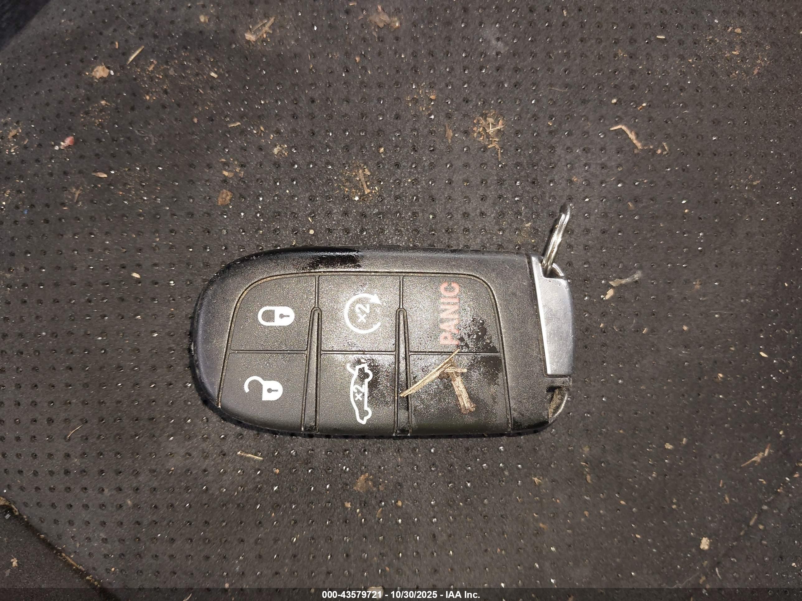 DODGE CHALLENGER image 11