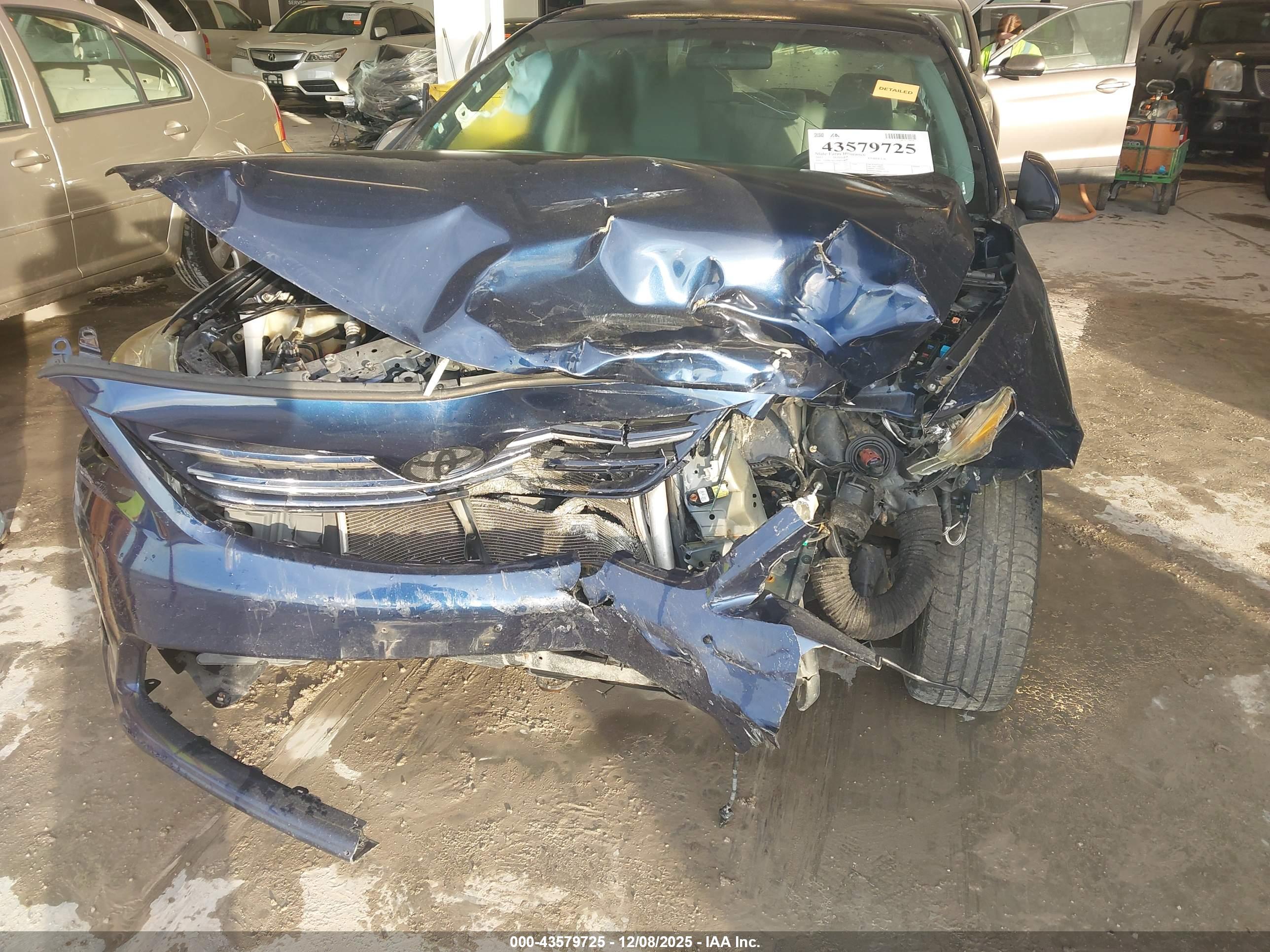 TOYOTA COROLLA image 6