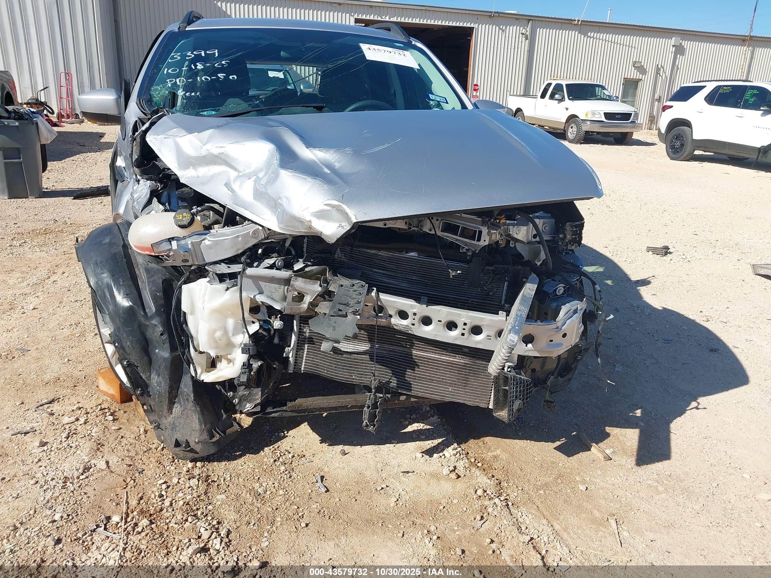 FORD ESCAPE image 6