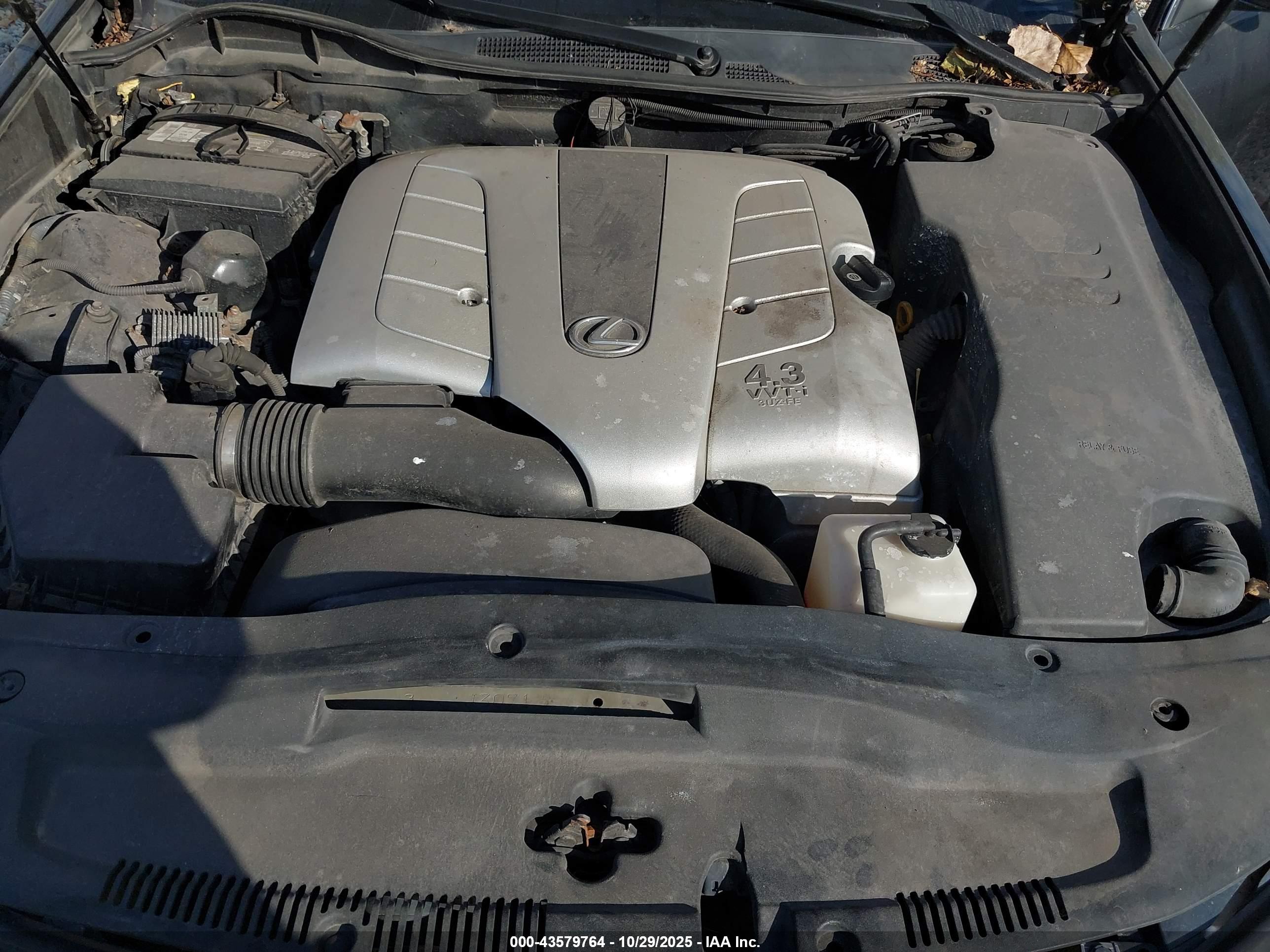 LEXUS GS image 10