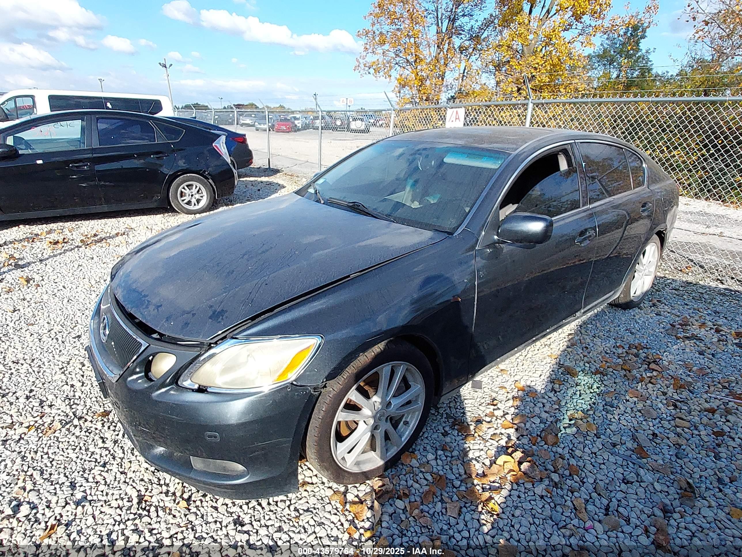 LEXUS GS image 2