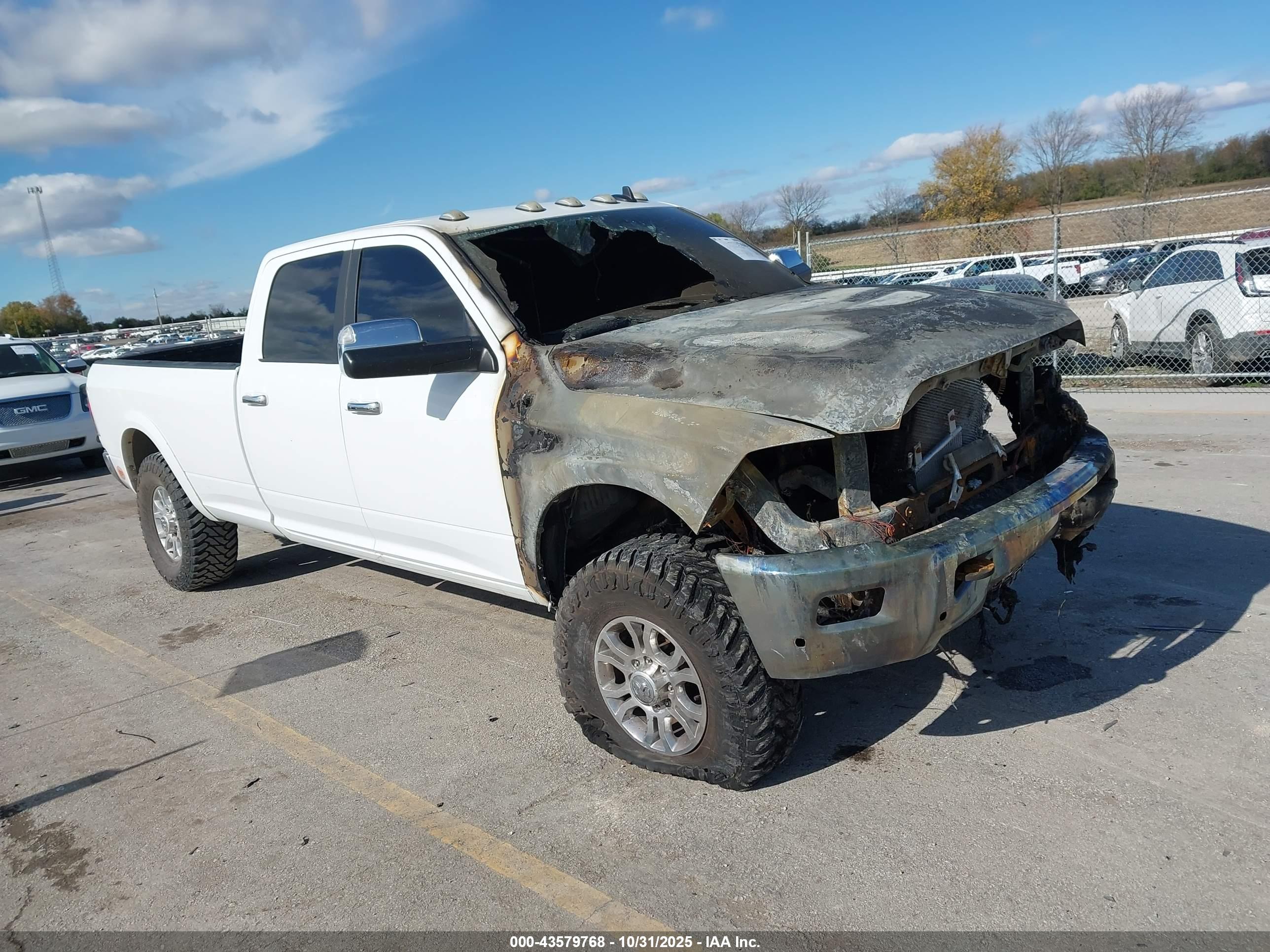 RAM 2500 image 2