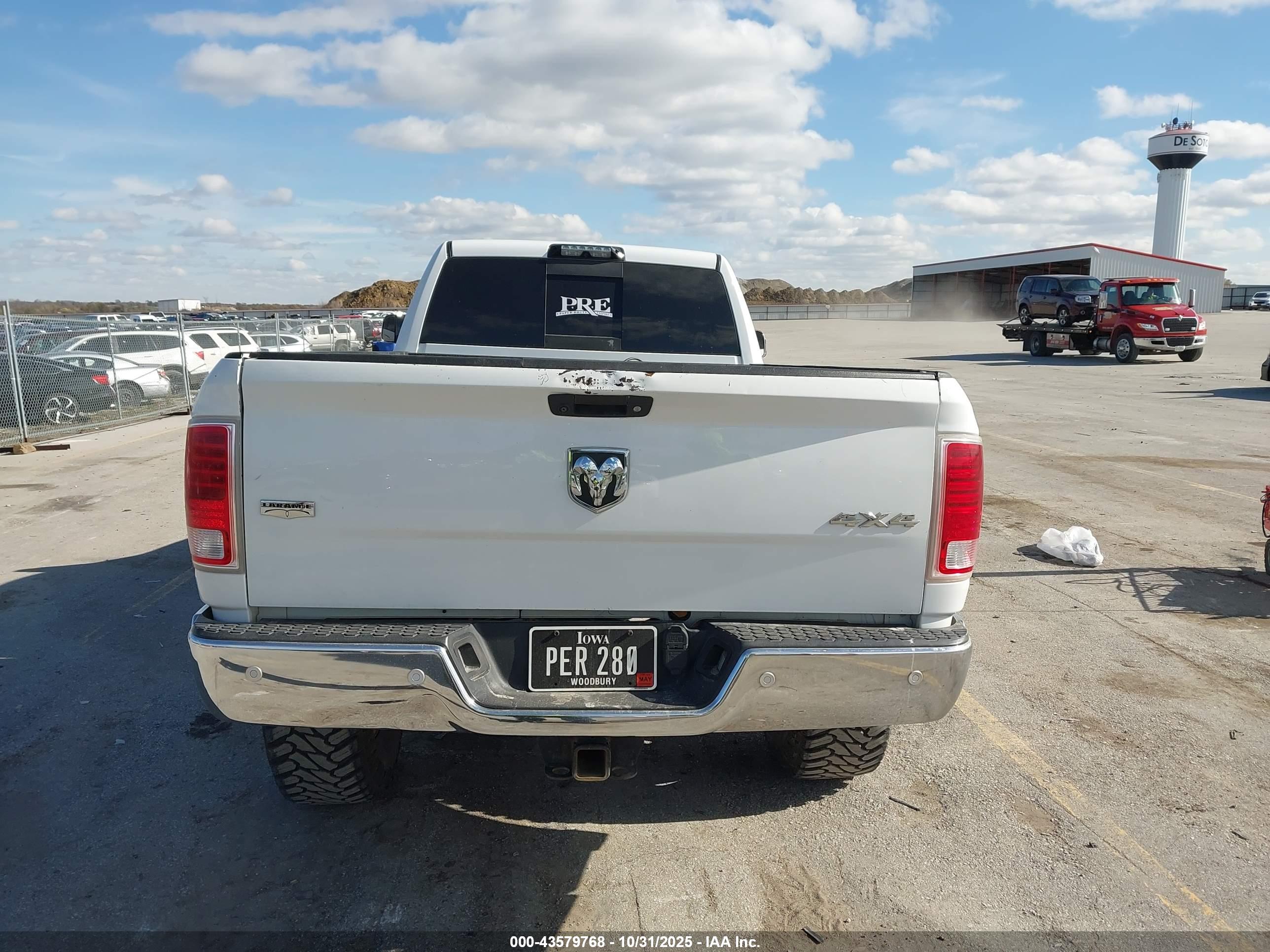 RAM 2500 image 8