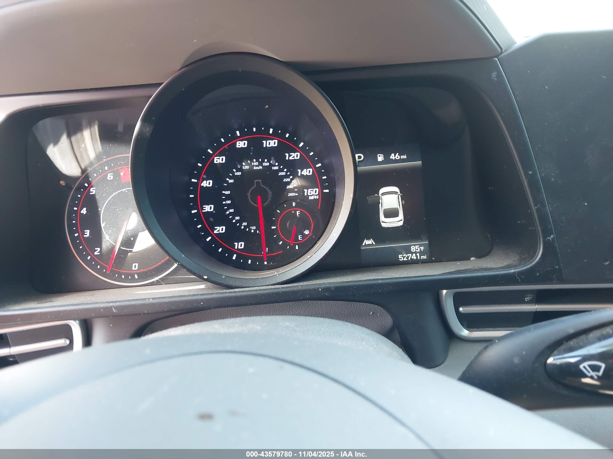 HYUNDAI ELANTRA image 7