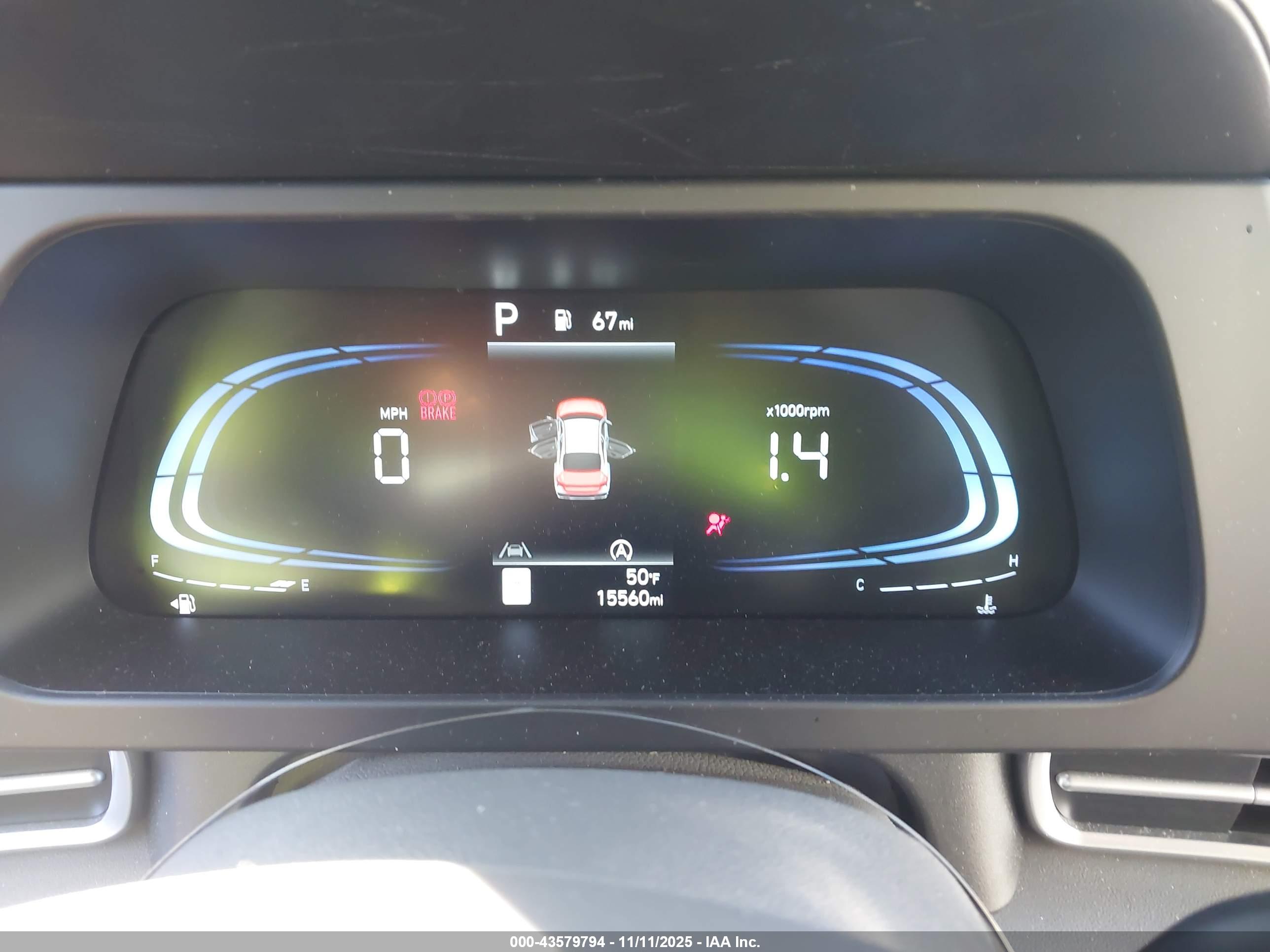 HYUNDAI ELANTRA image 7