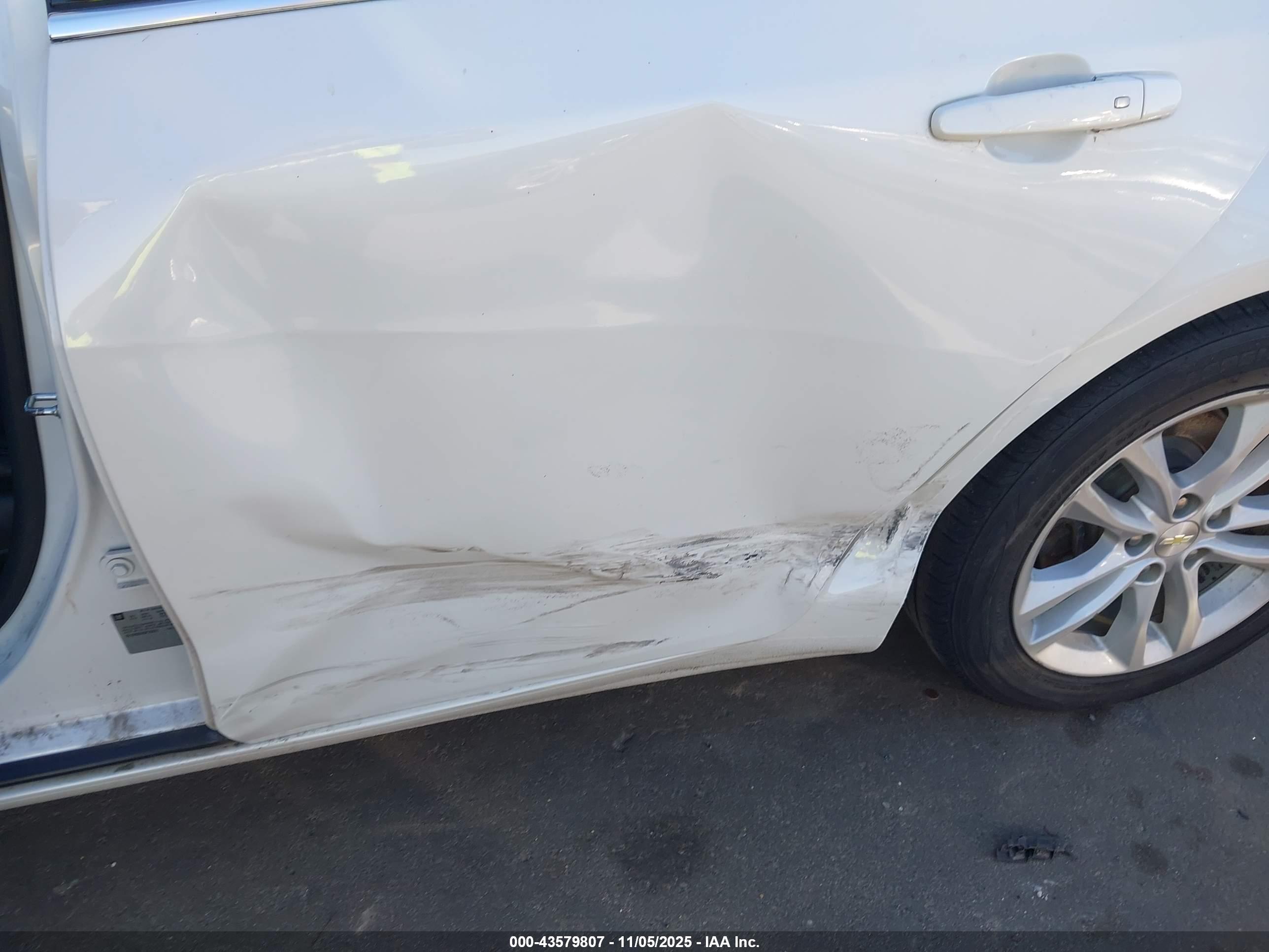 CHEVROLET MALIBU image 6
