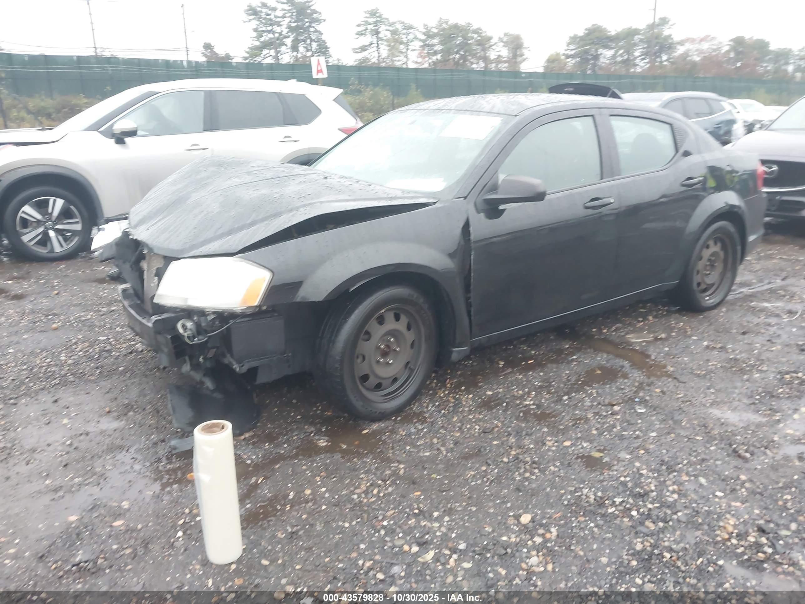 DODGE AVENGER image 2
