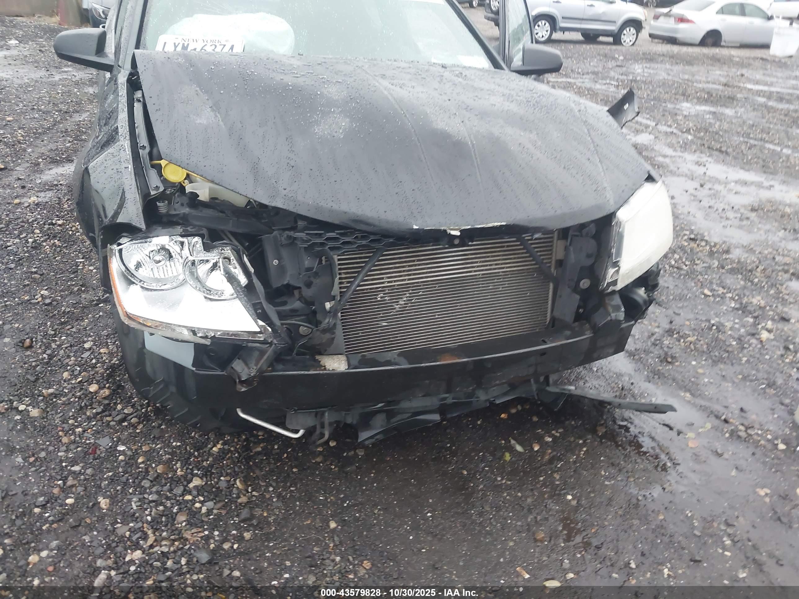 DODGE AVENGER image 6