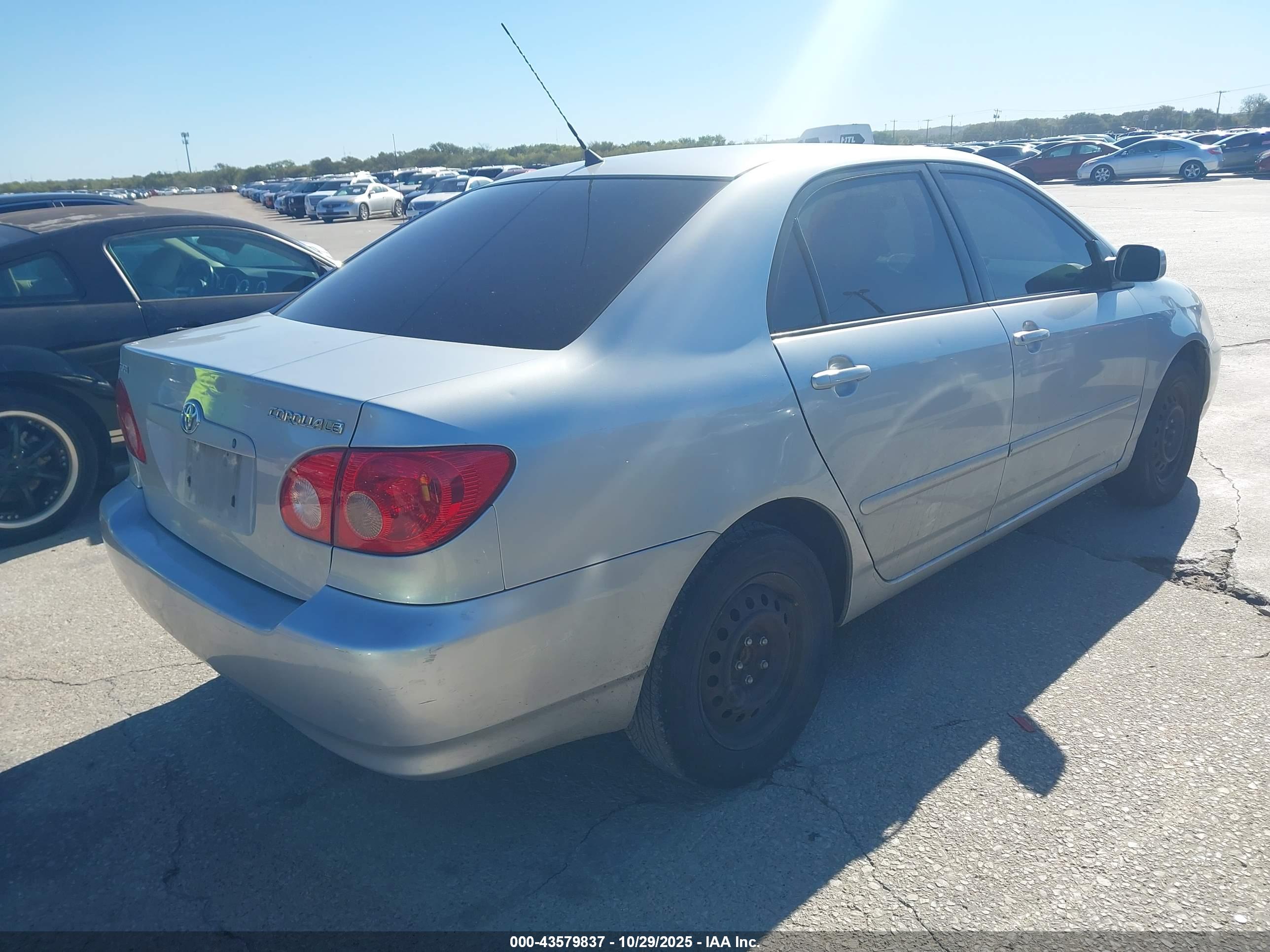 TOYOTA COROLLA image 4