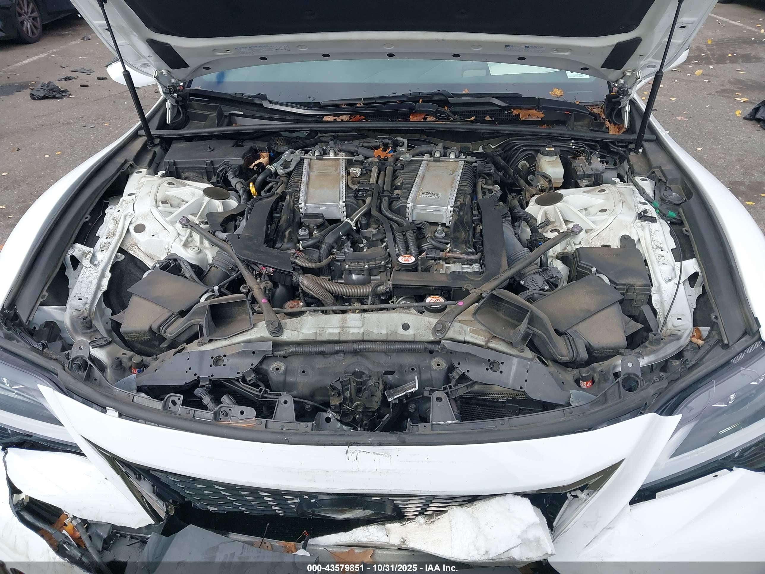 LEXUS LS image 10