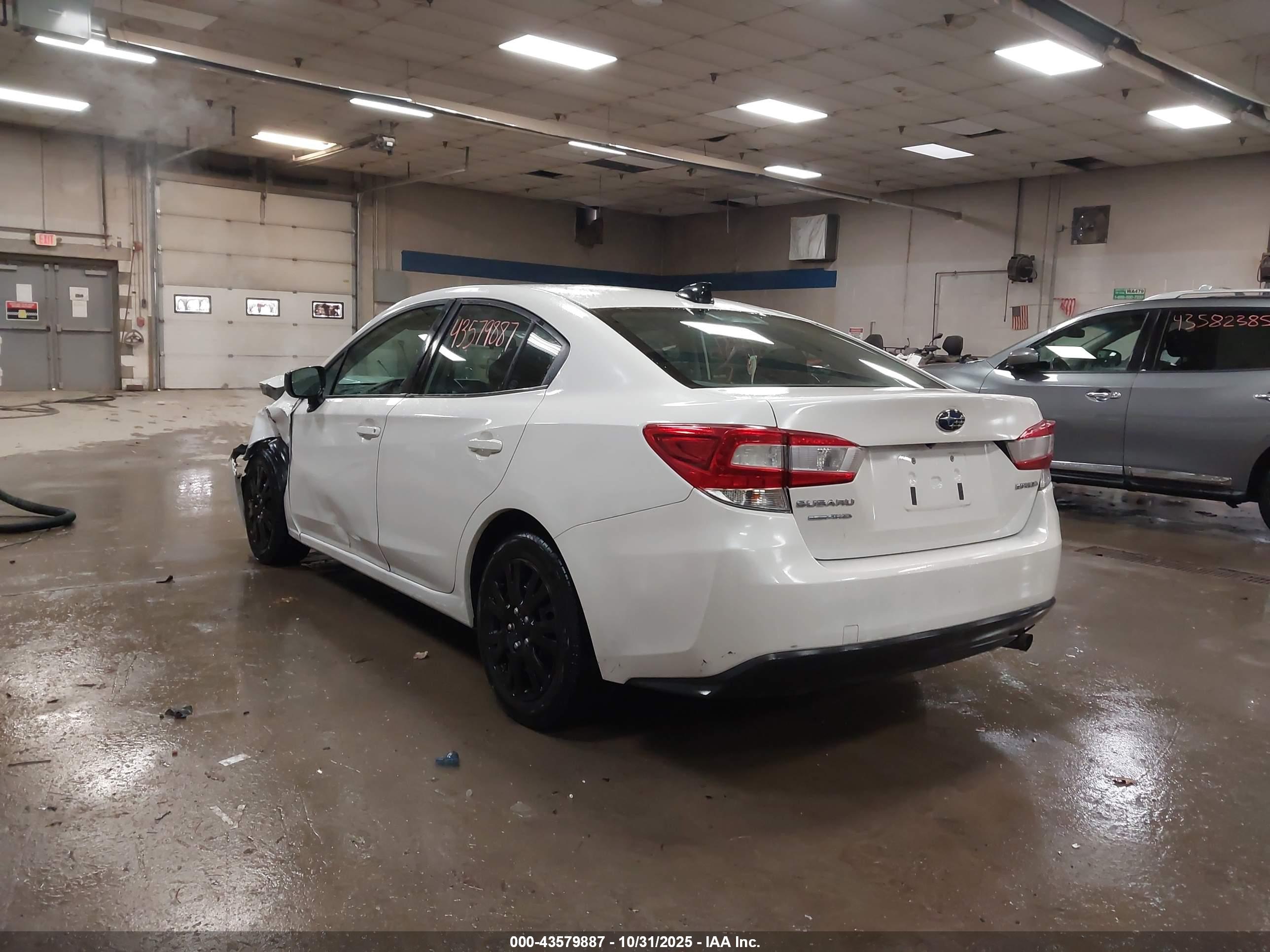 SUBARU IMPREZA image 3