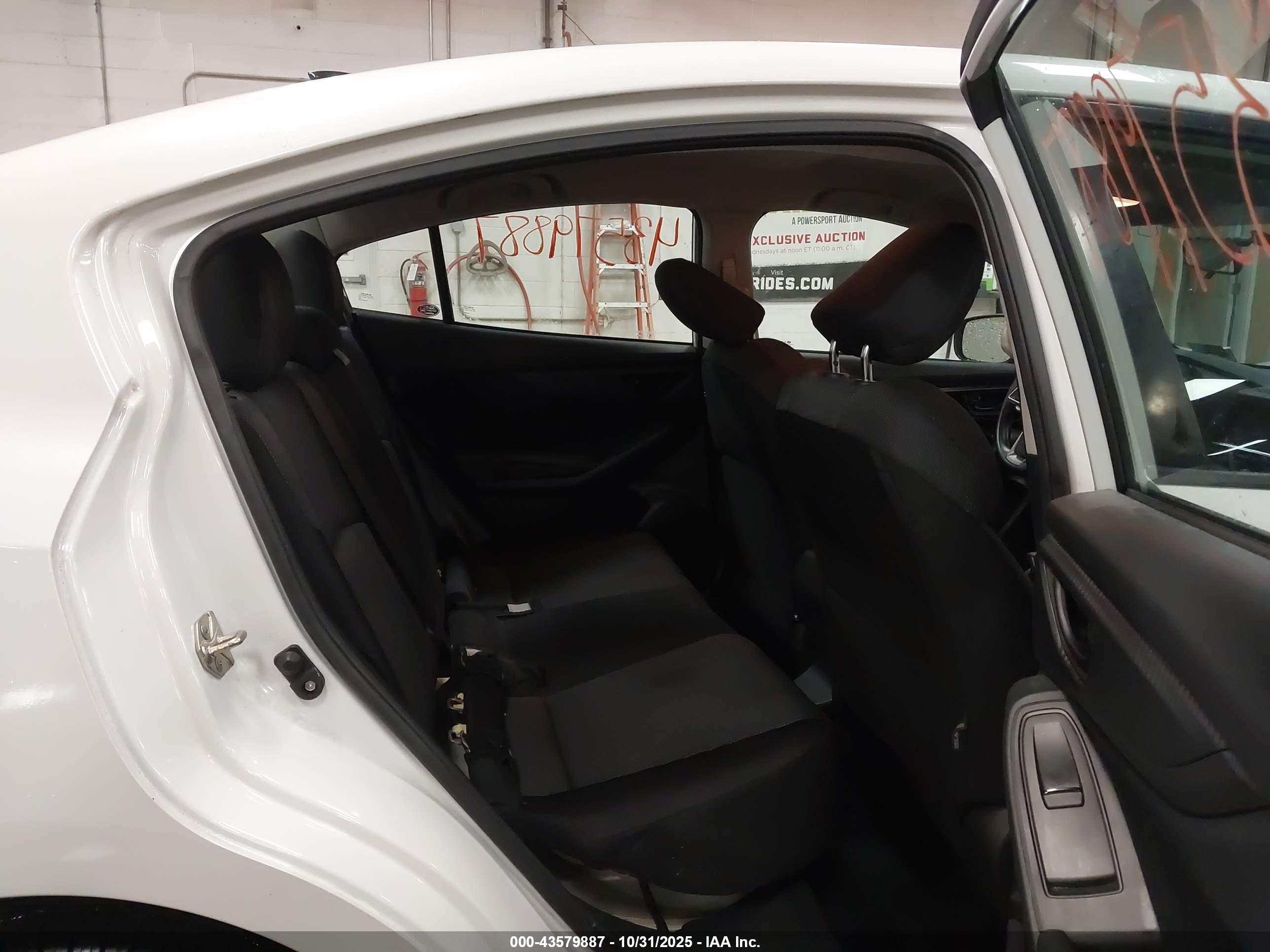 SUBARU IMPREZA image 8