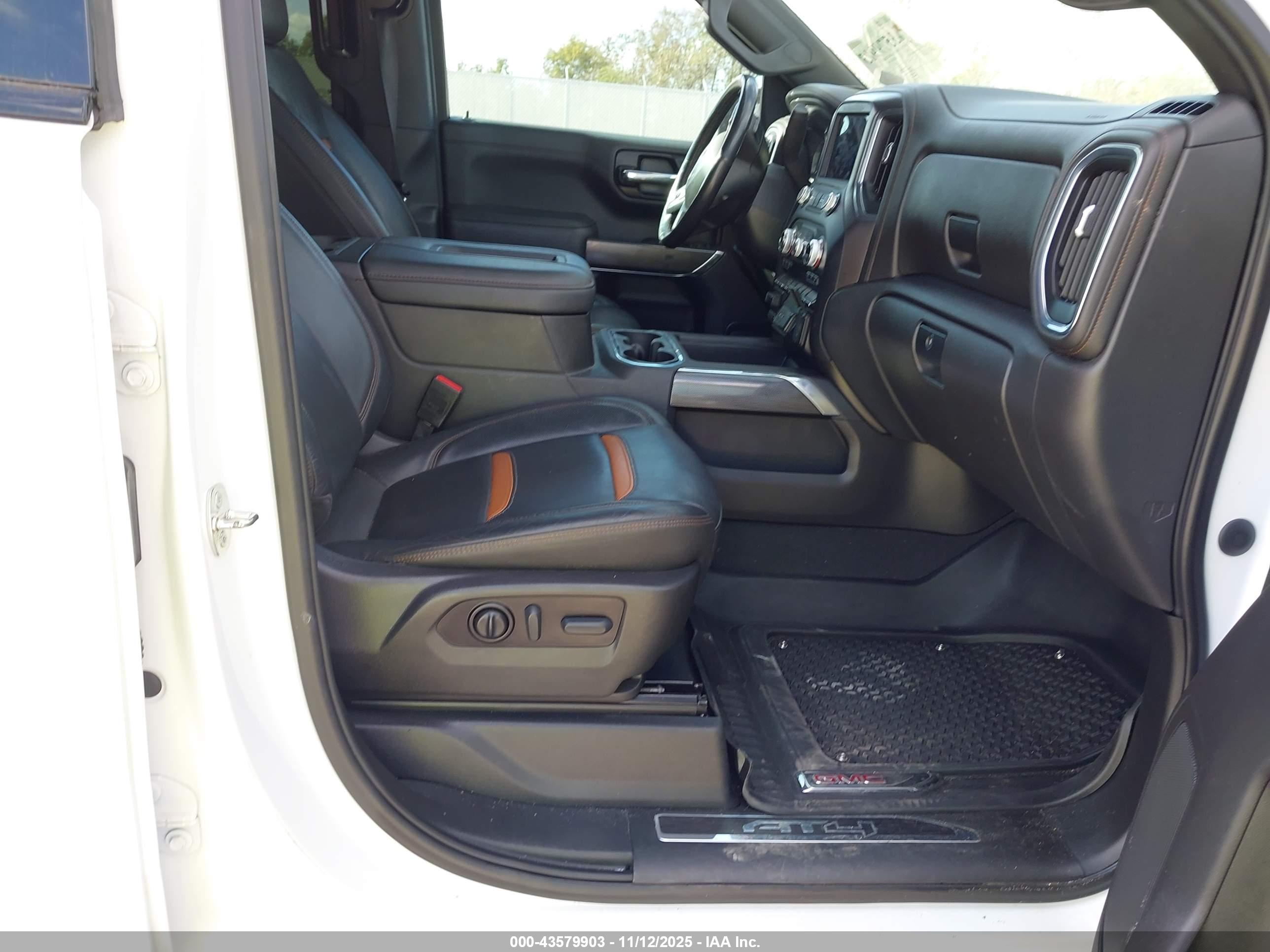 GMC SIERRA image 5