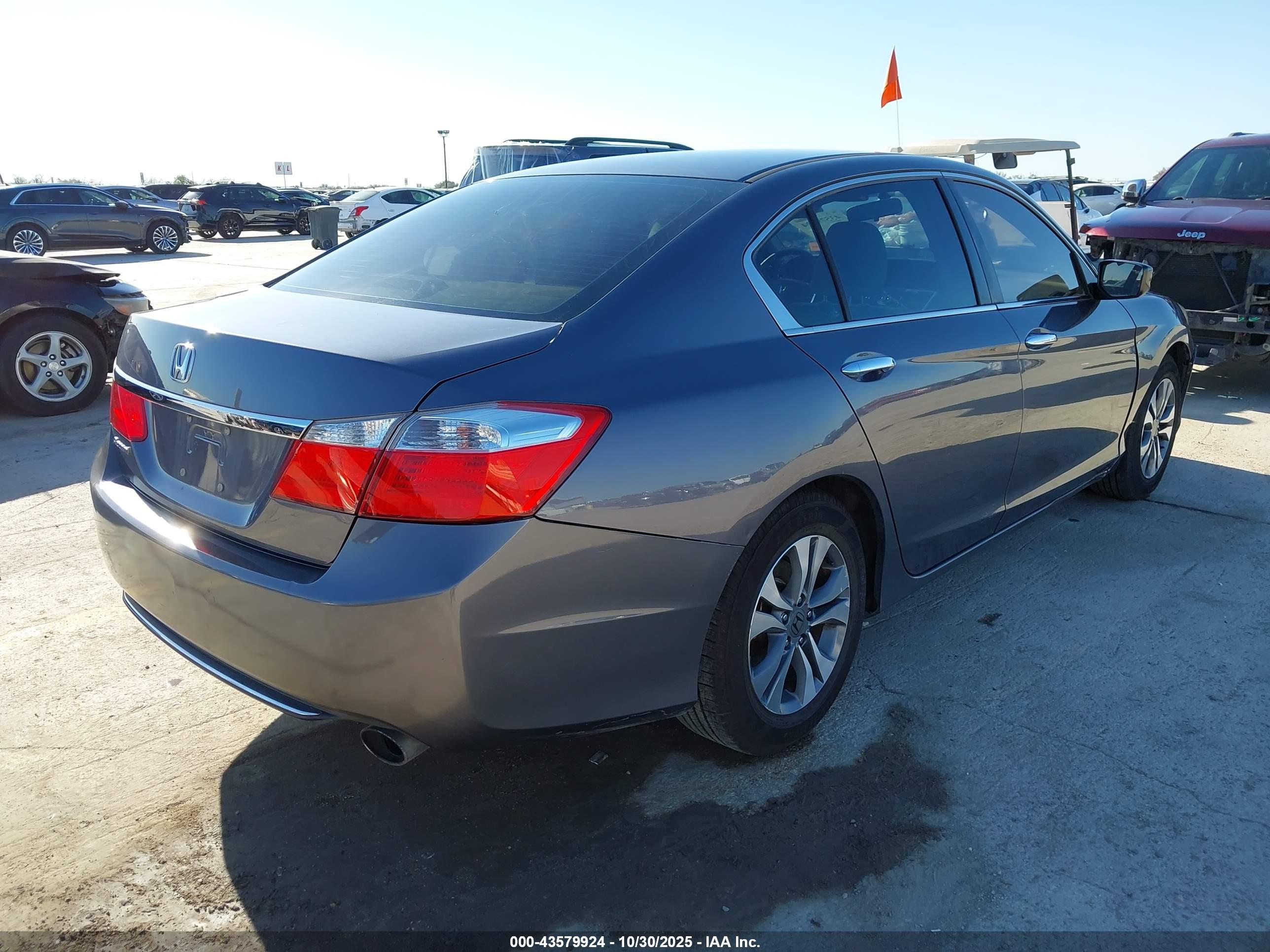 HONDA ACCORD image 4