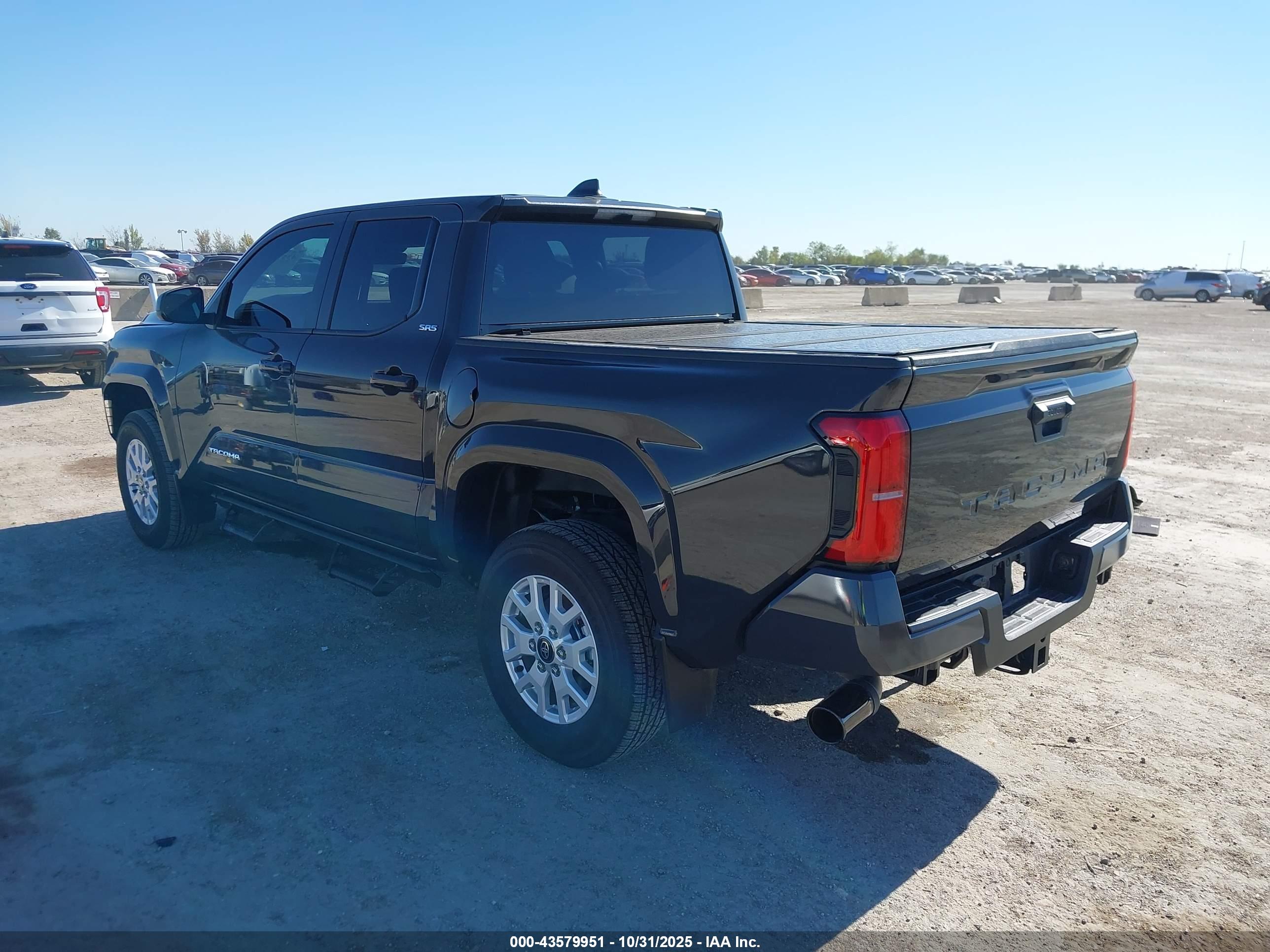 TOYOTA TACOMA image 3