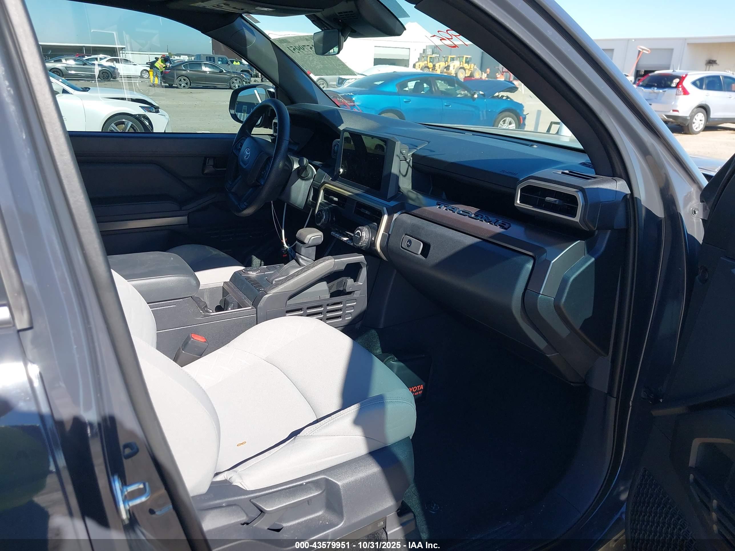 TOYOTA TACOMA image 5