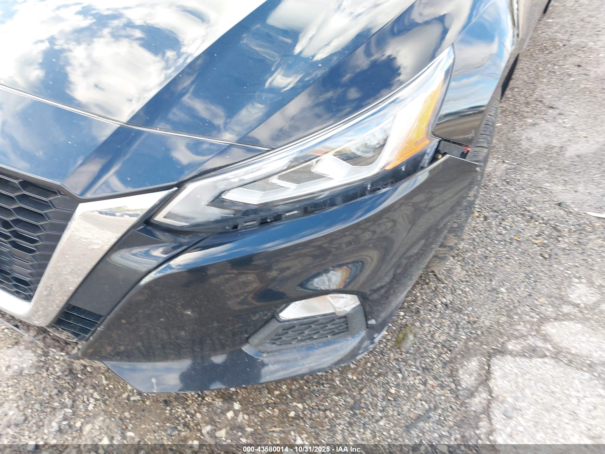 NISSAN ALTIMA image 6