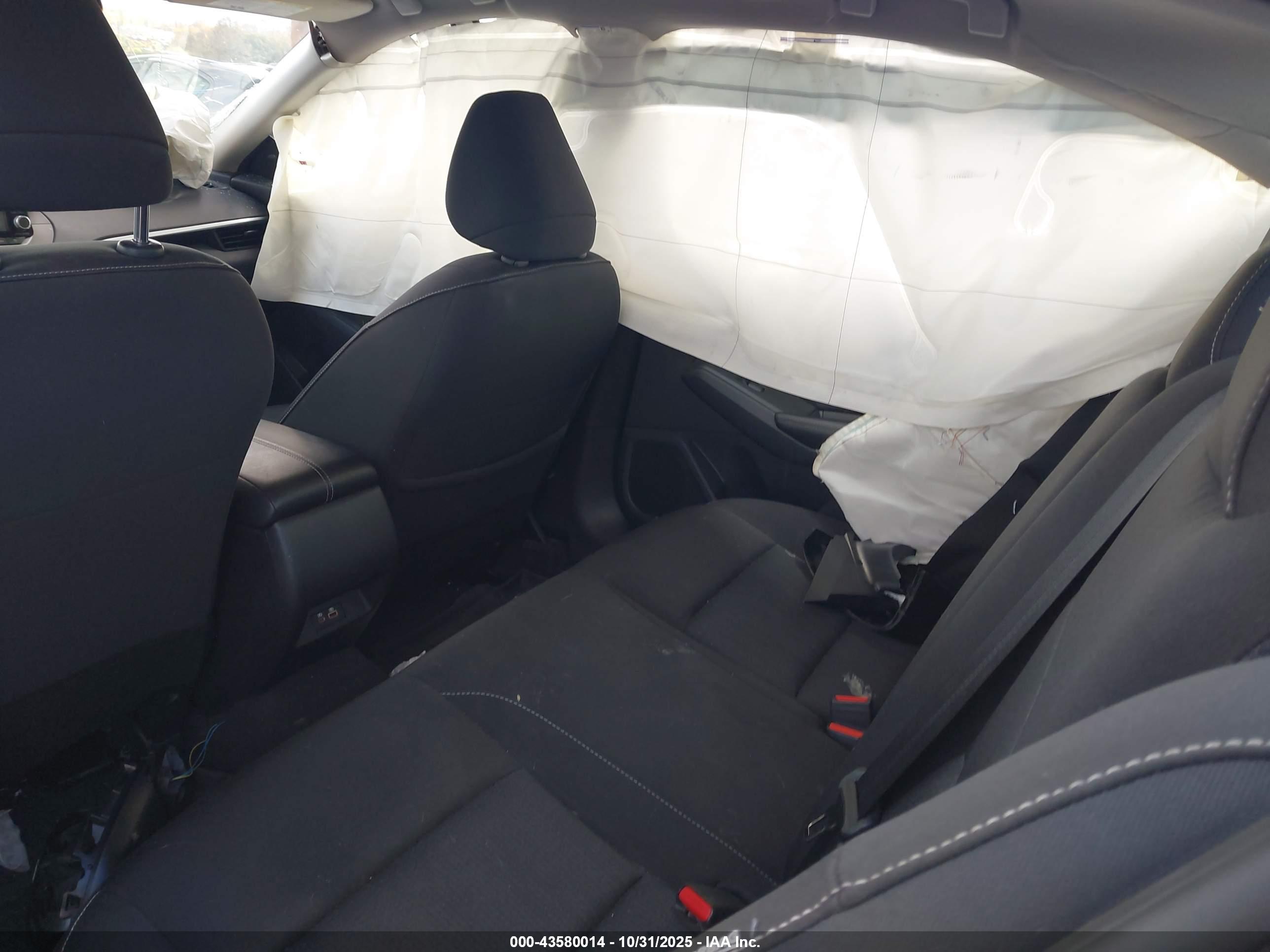NISSAN ALTIMA image 8