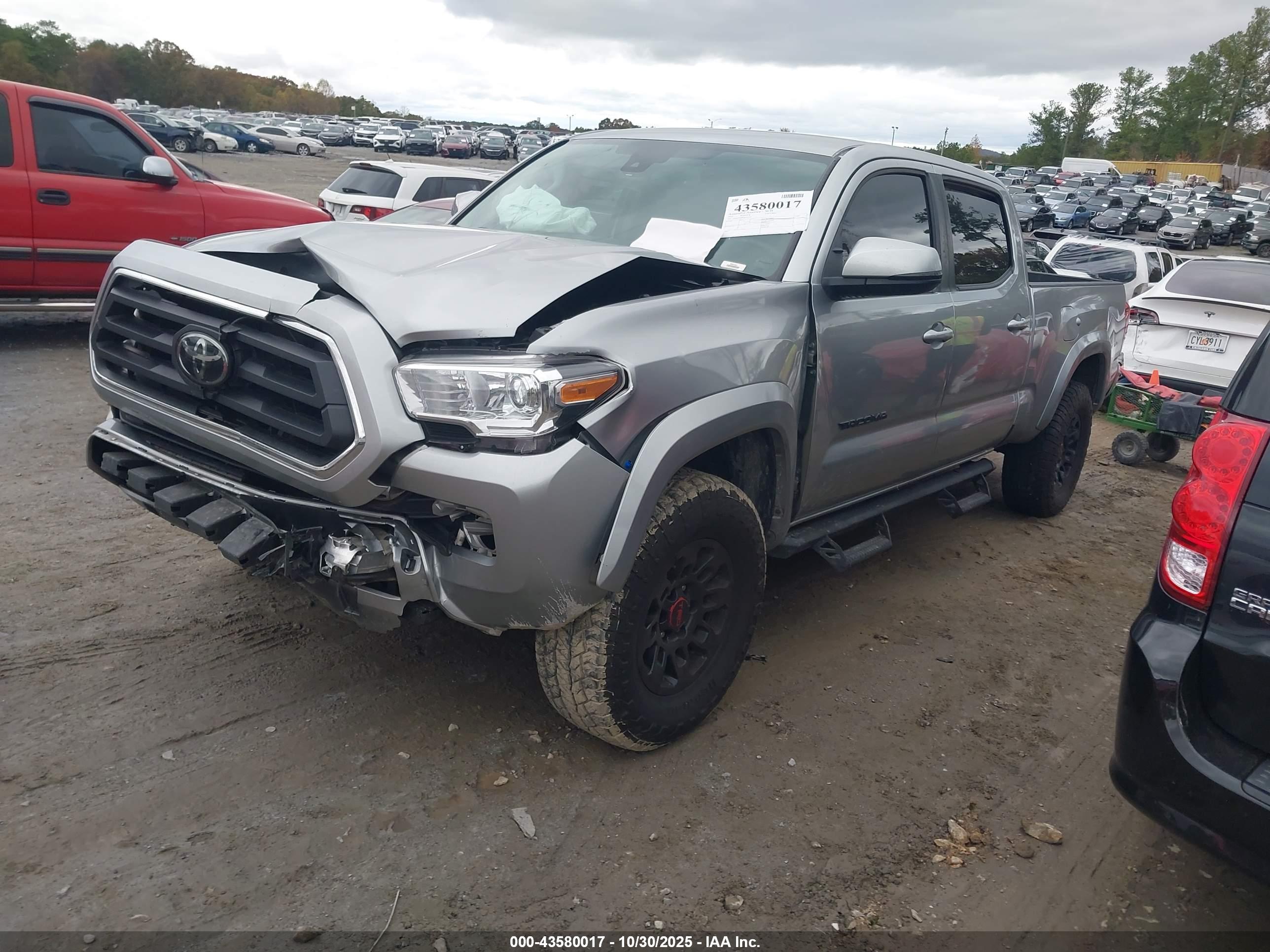 TOYOTA TACOMA image 2