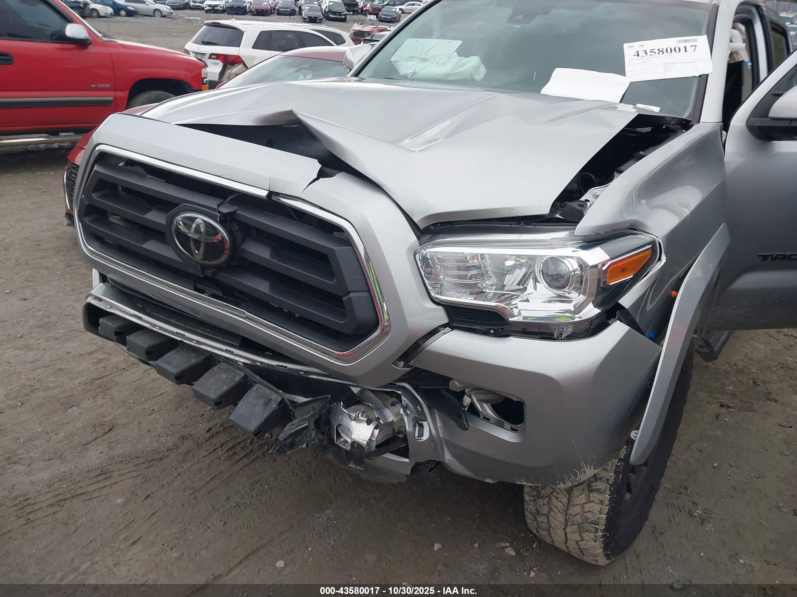 TOYOTA TACOMA image 6