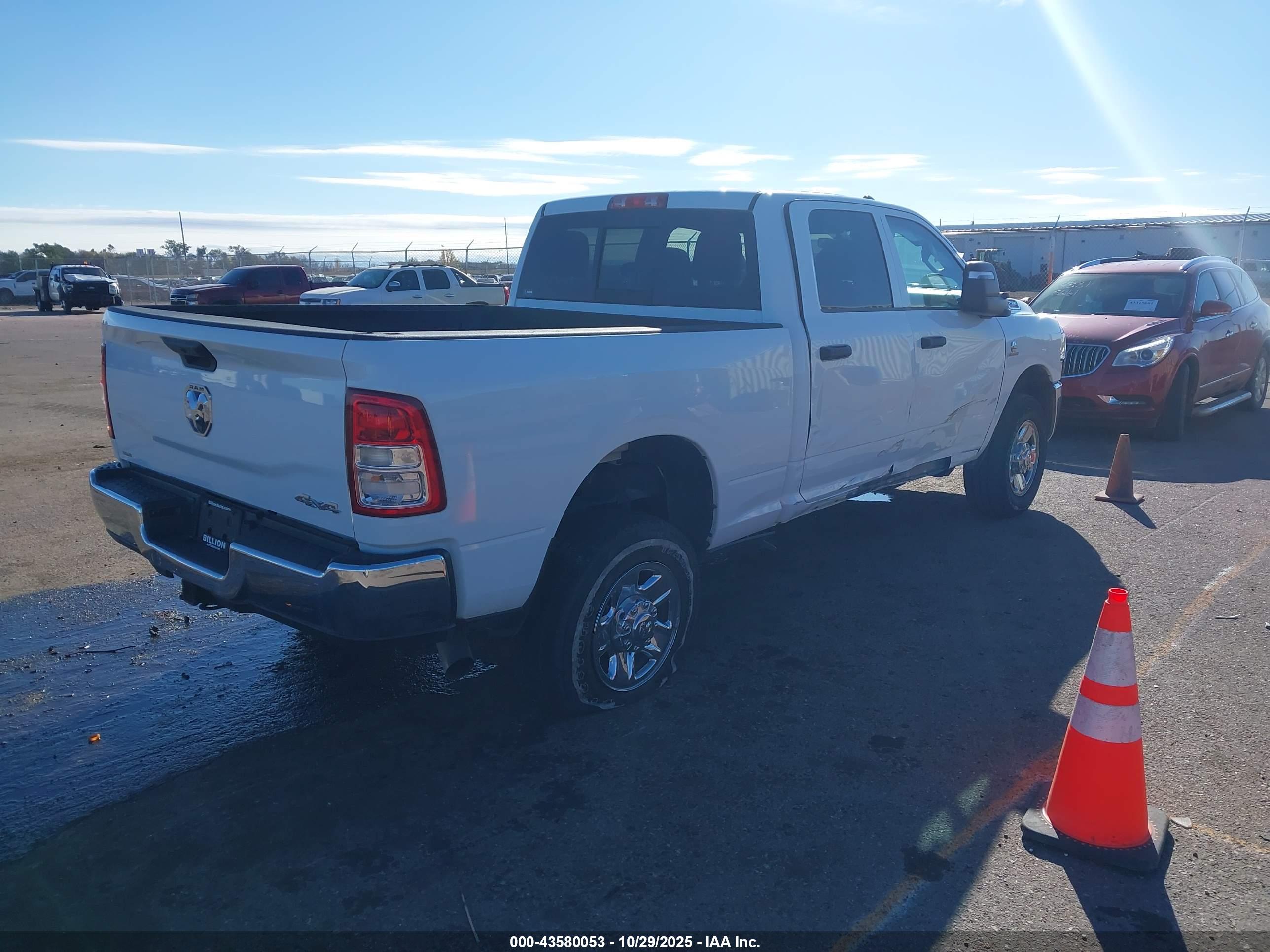 RAM 2500 image 4
