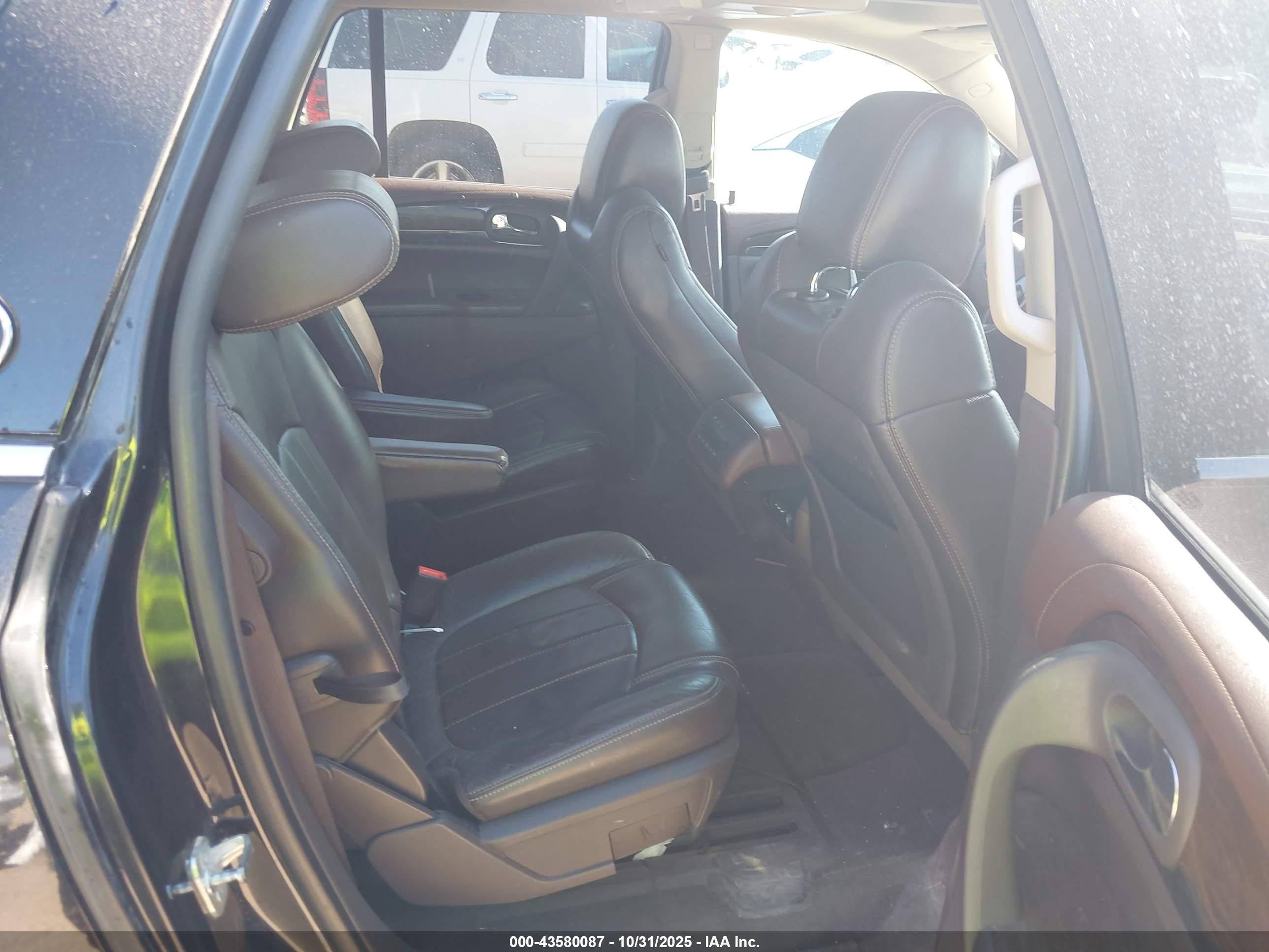 BUICK ENCLAVE image 8