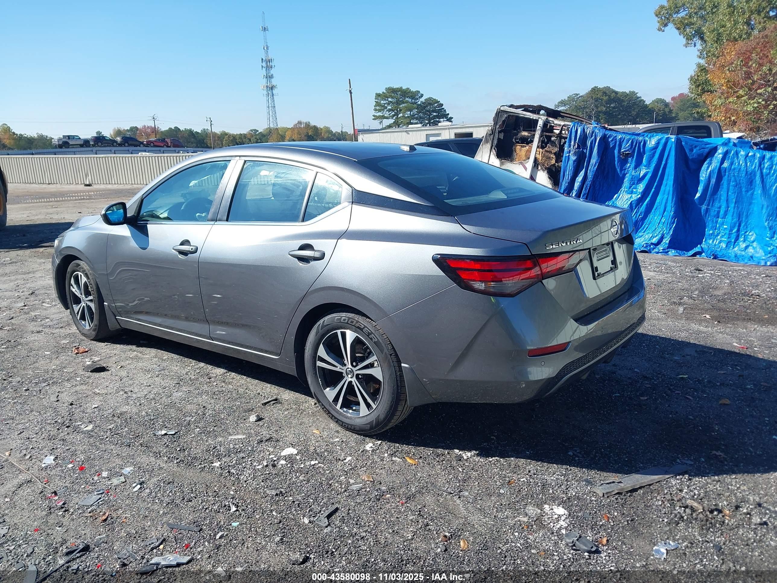 NISSAN SENTRA image 3