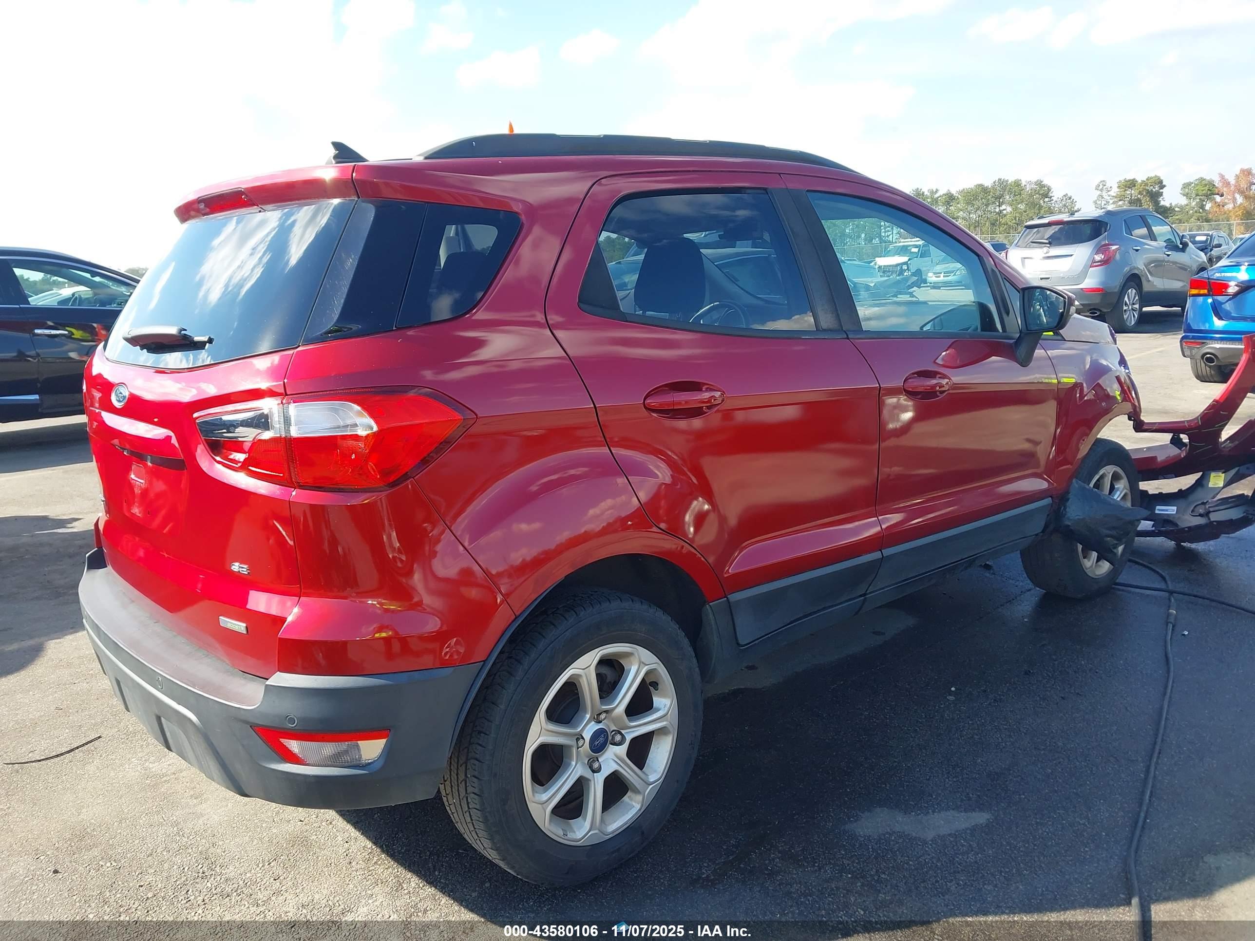 FORD ECOSPORT image 4