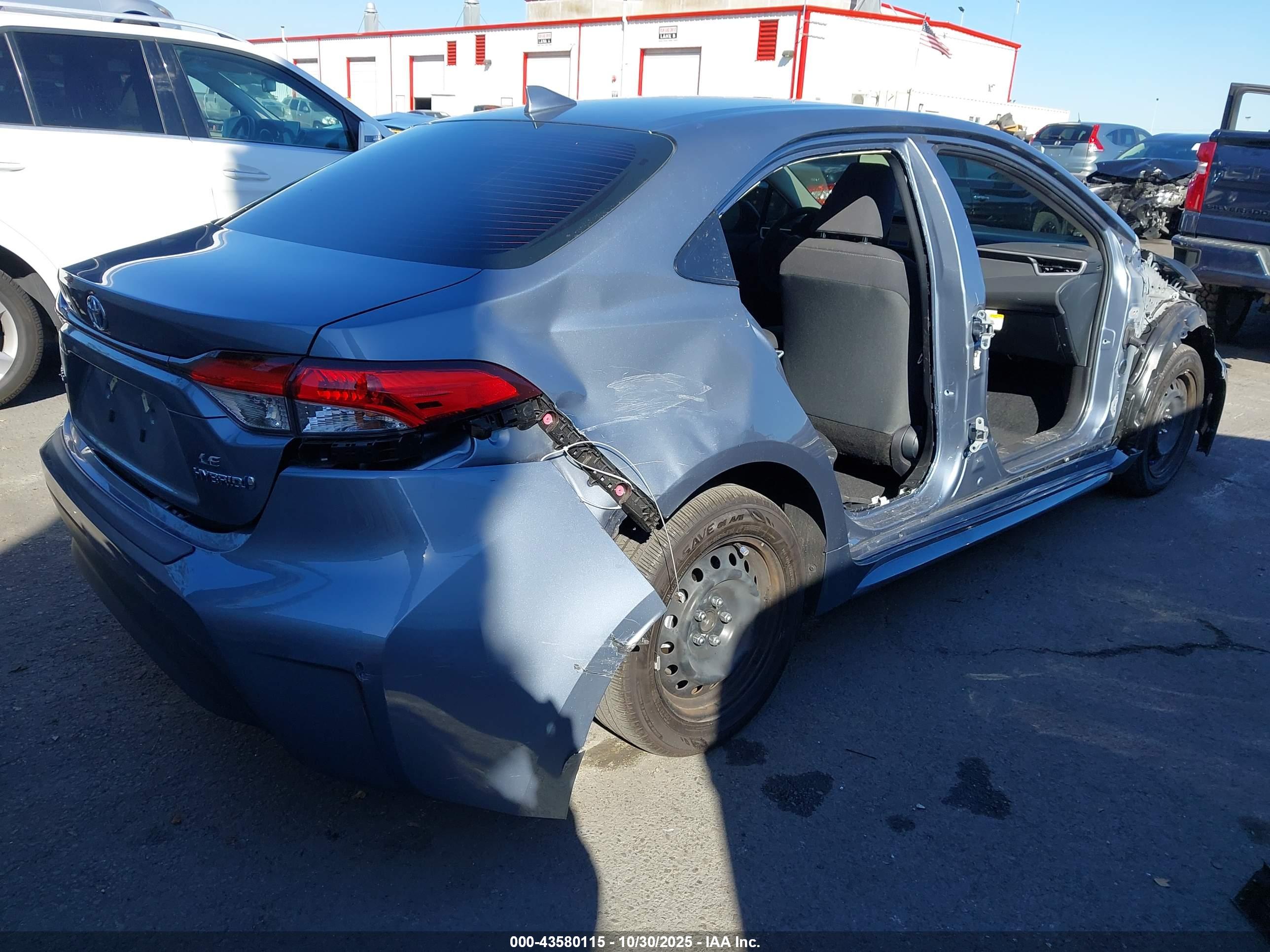 TOYOTA COROLLA image 4