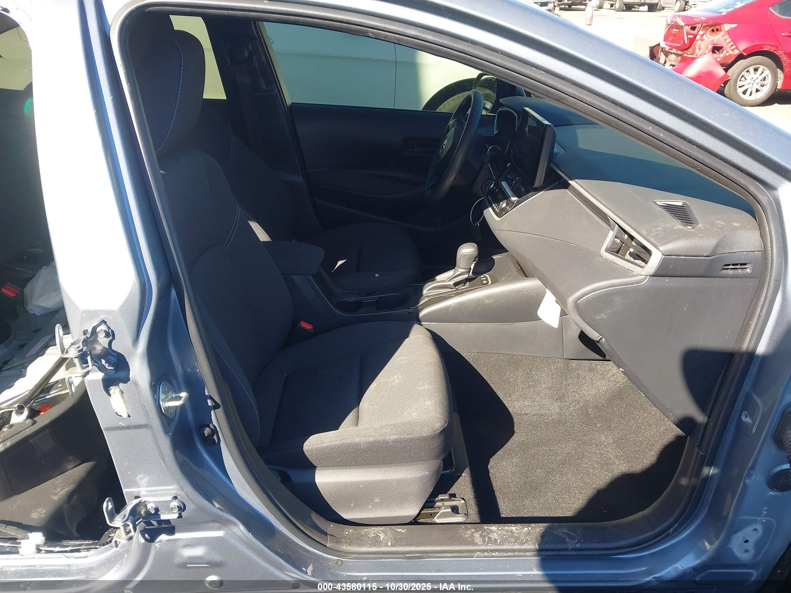 TOYOTA COROLLA image 5
