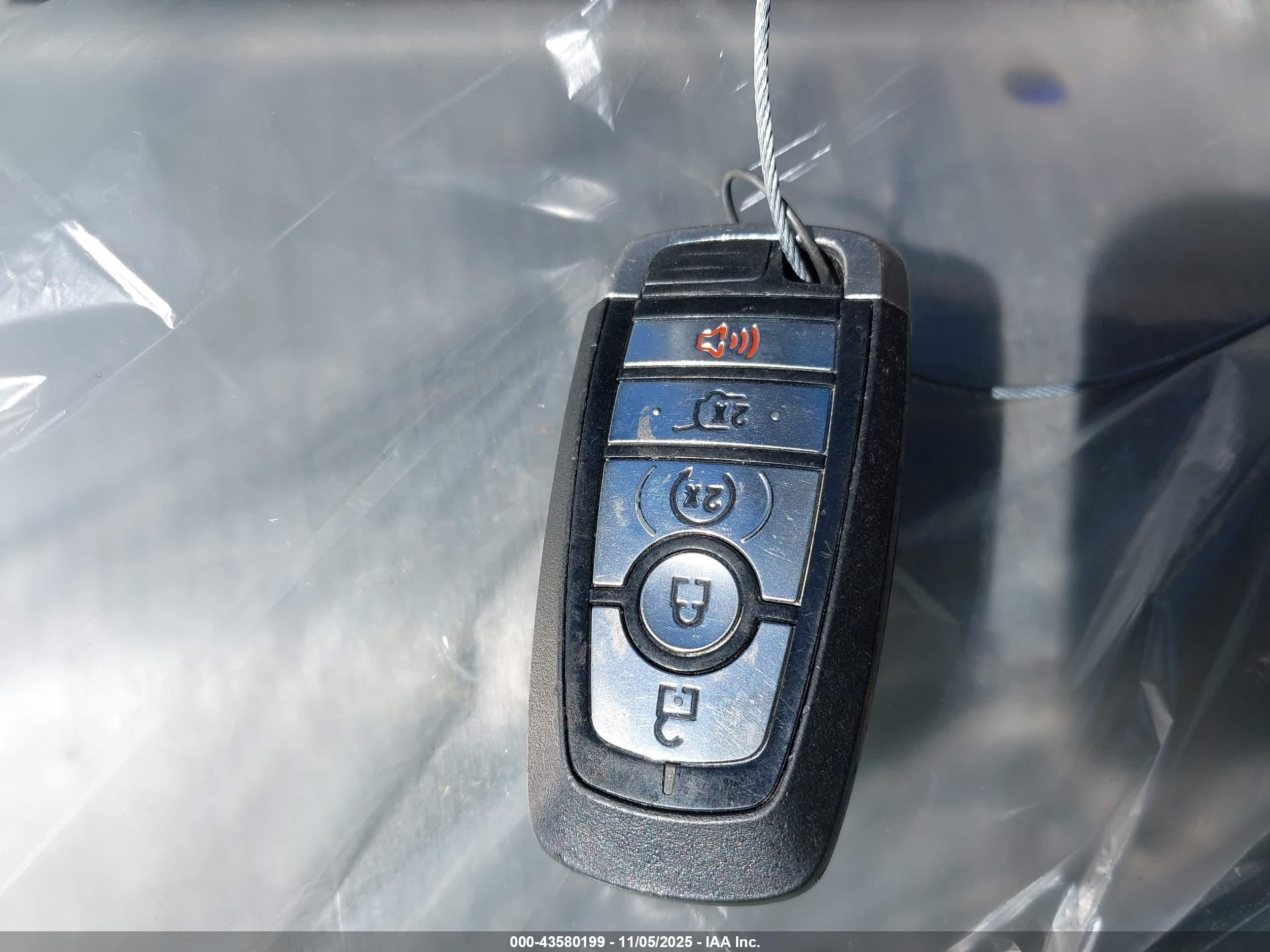 FORD ESCAPE image 11