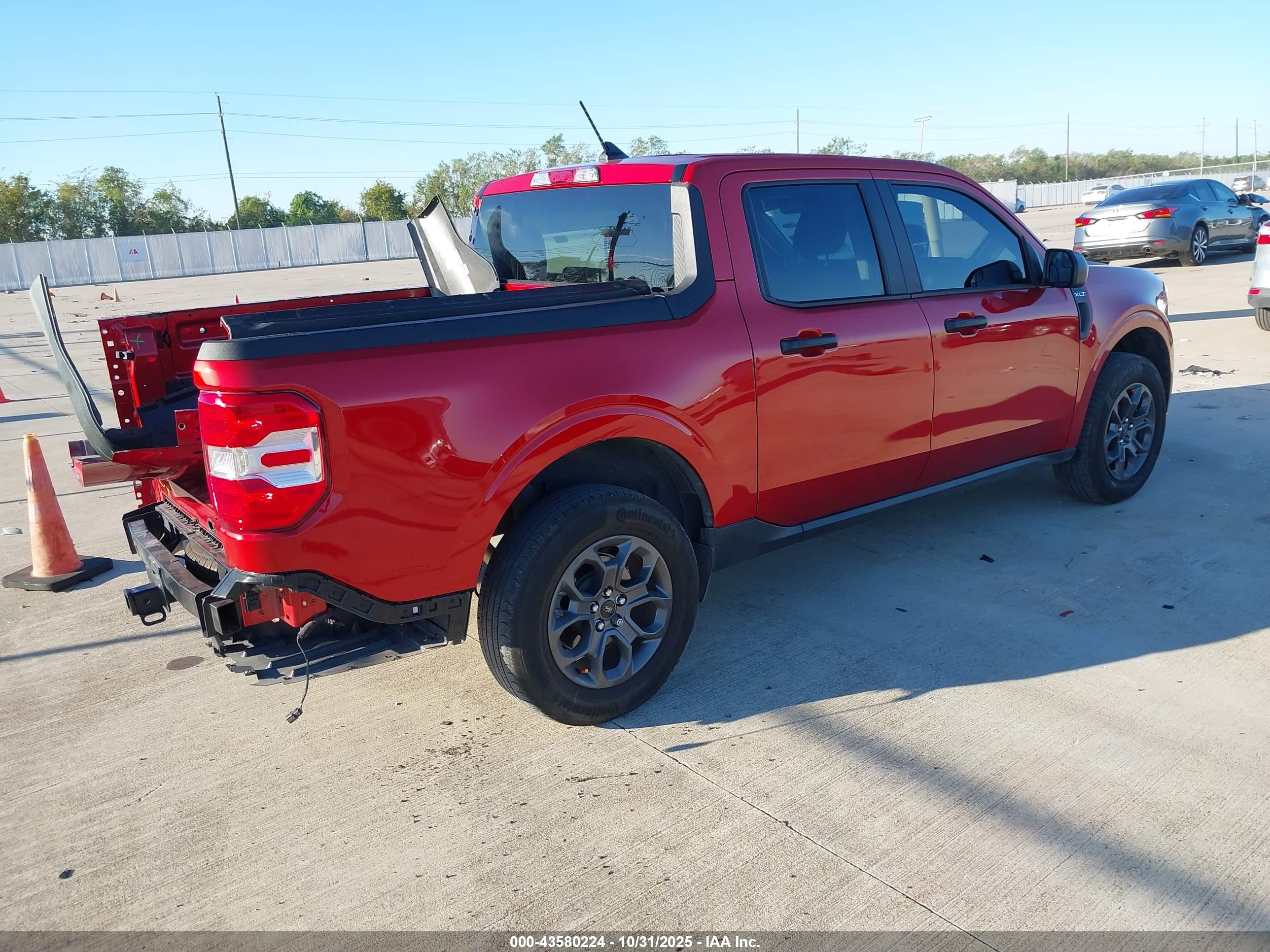 FORD MAVERICK image 4
