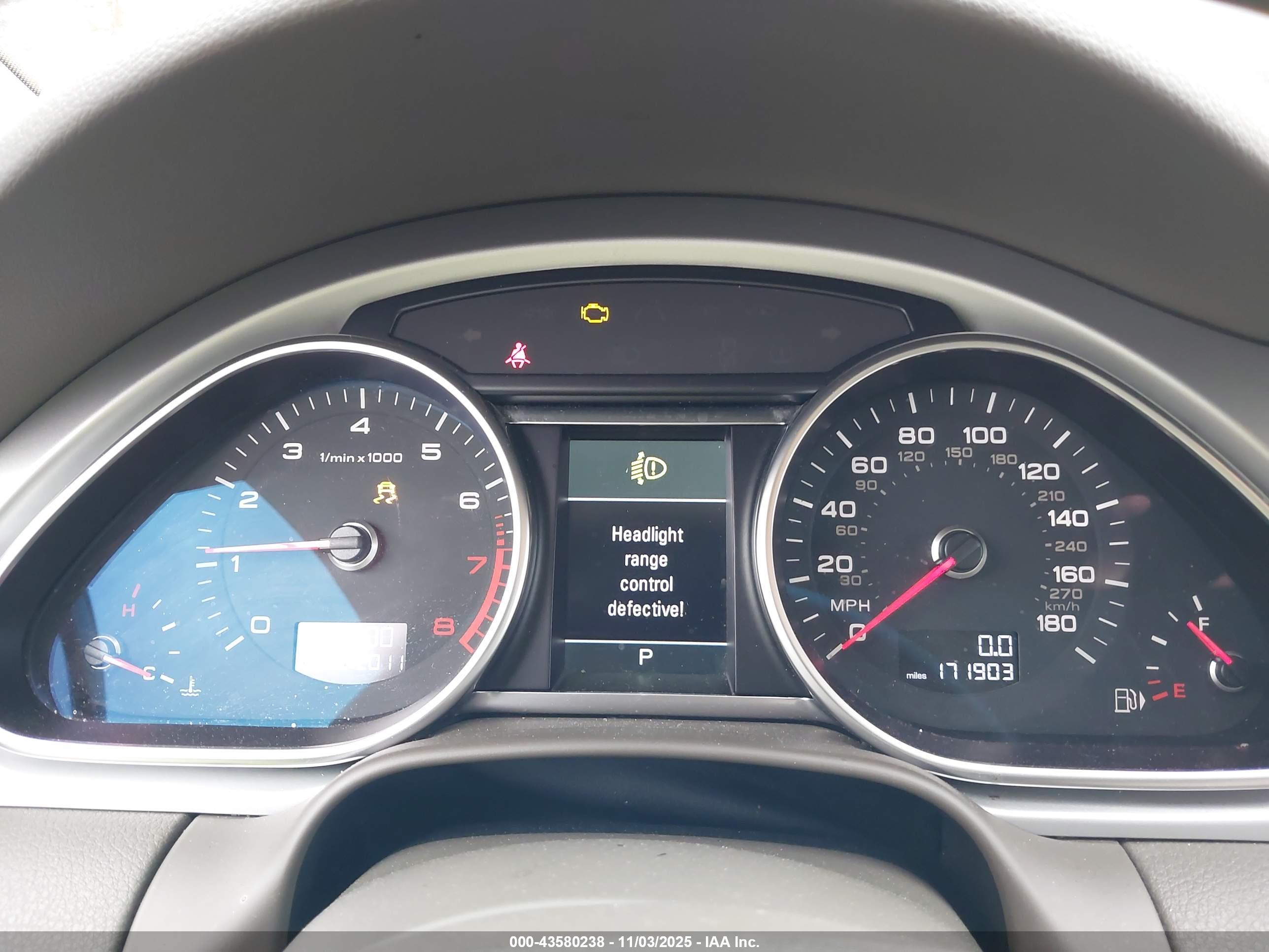 AUDI Q7 image 7