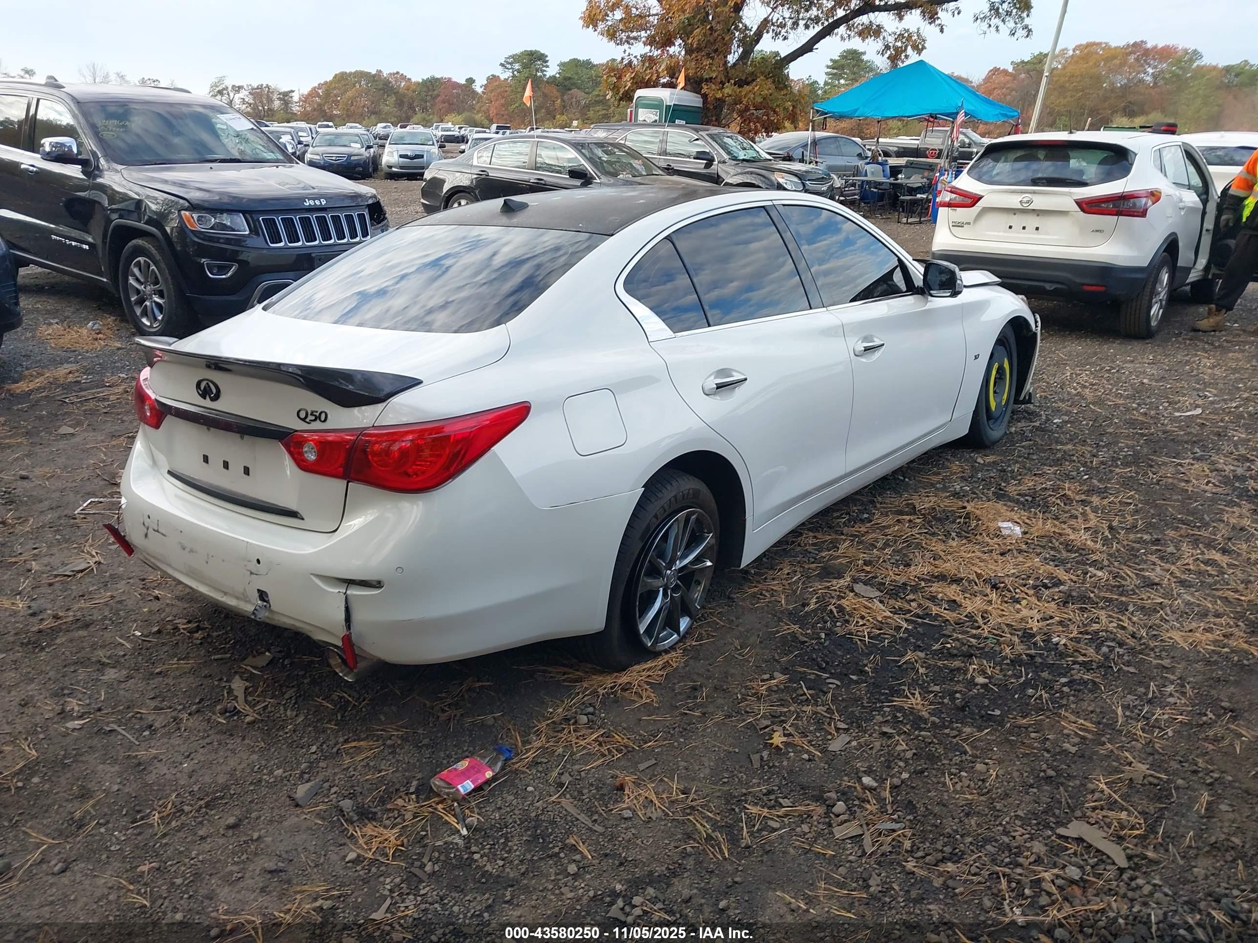 INFINITI Q50 image 4
