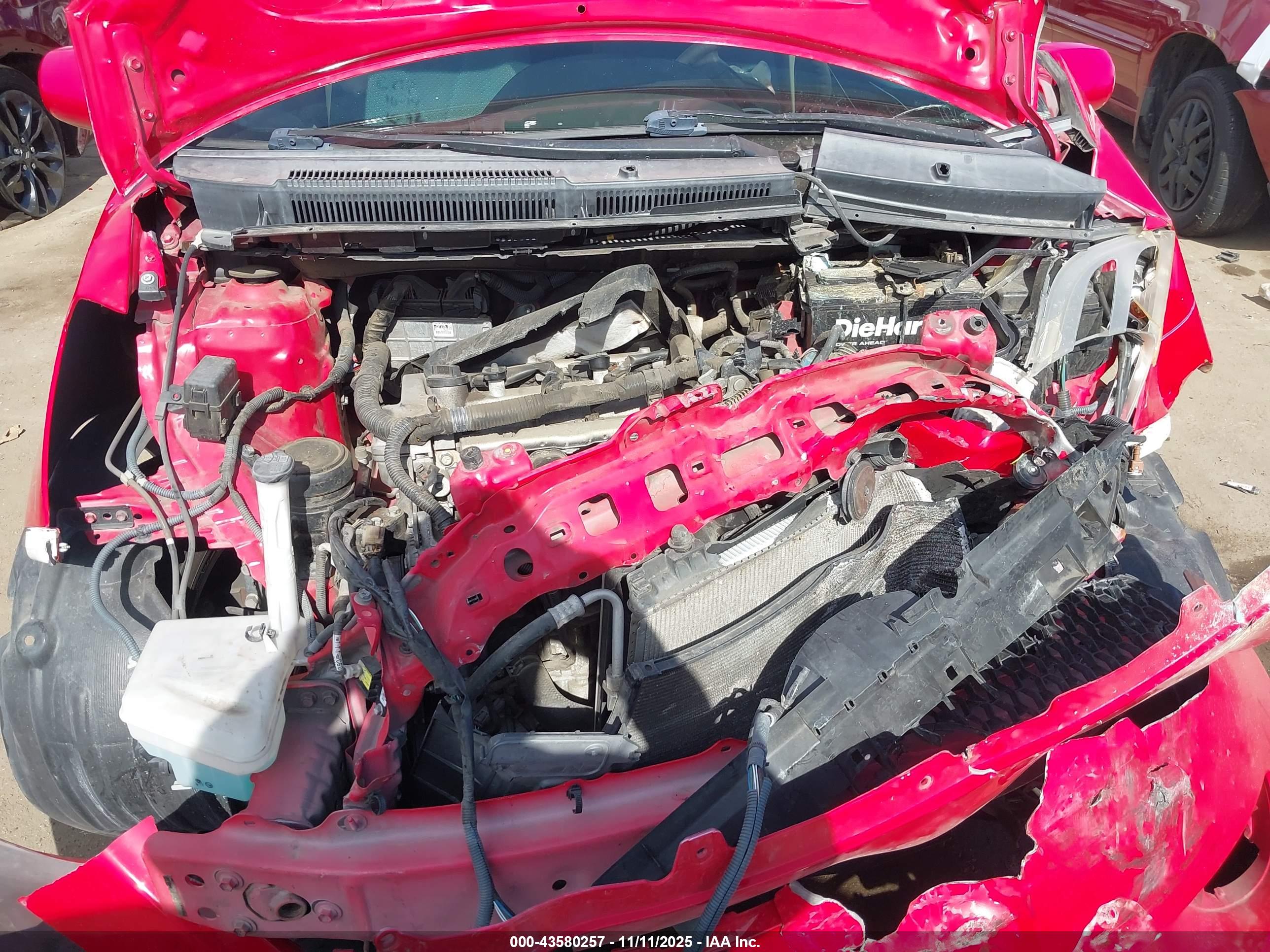 TOYOTA YARIS image 10