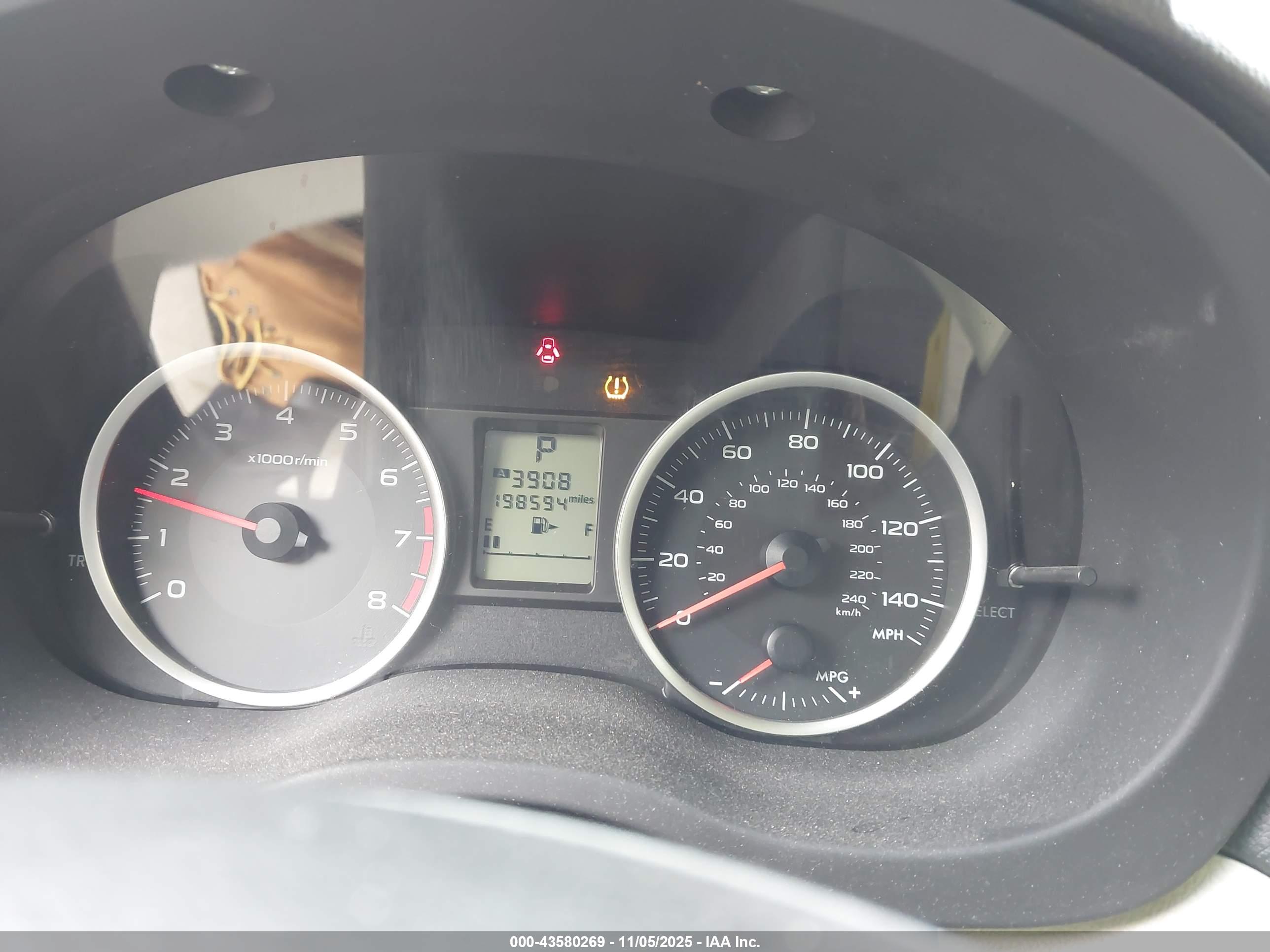 SUBARU XV image 7