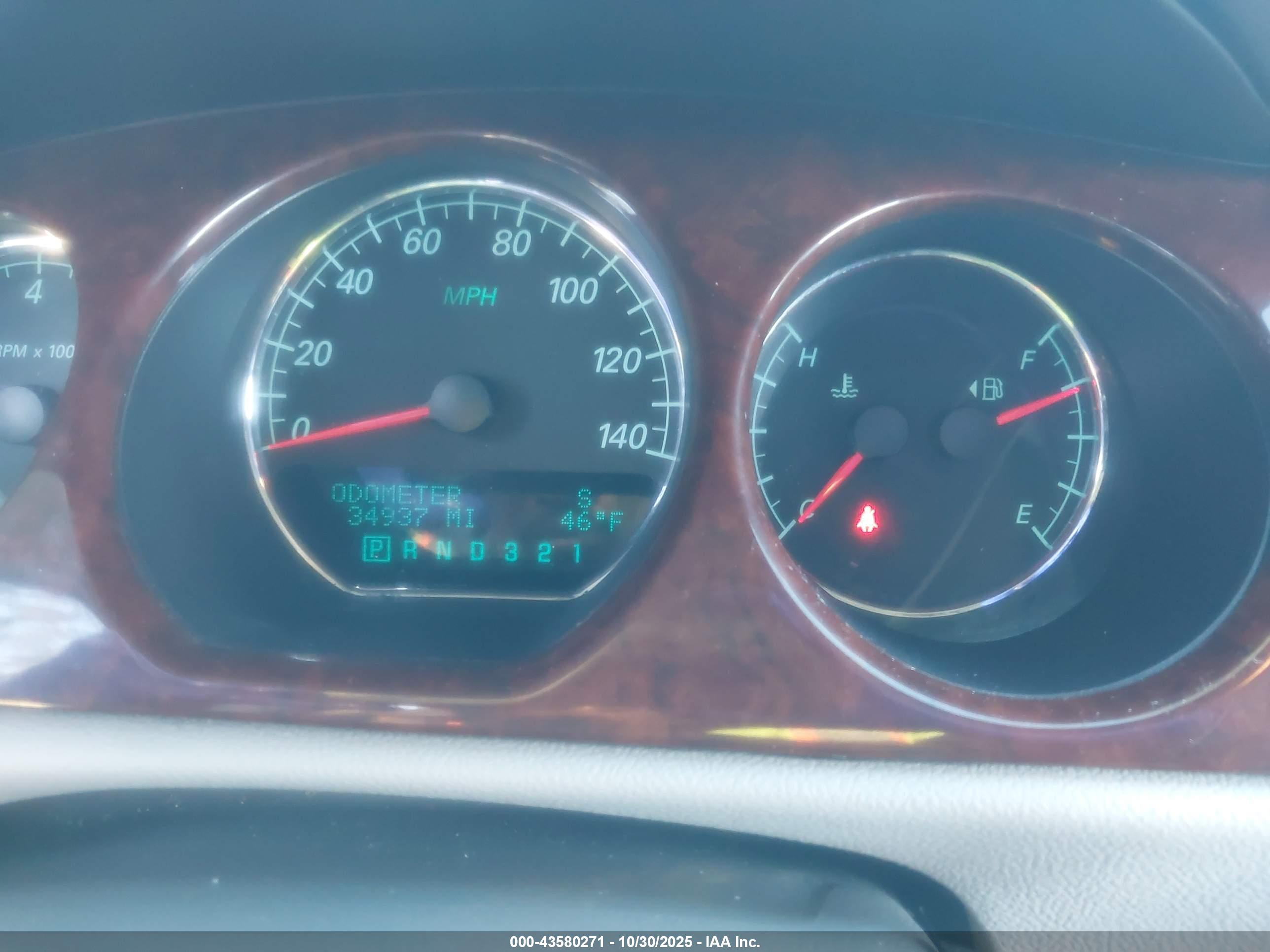 BUICK LUCERNE image 7