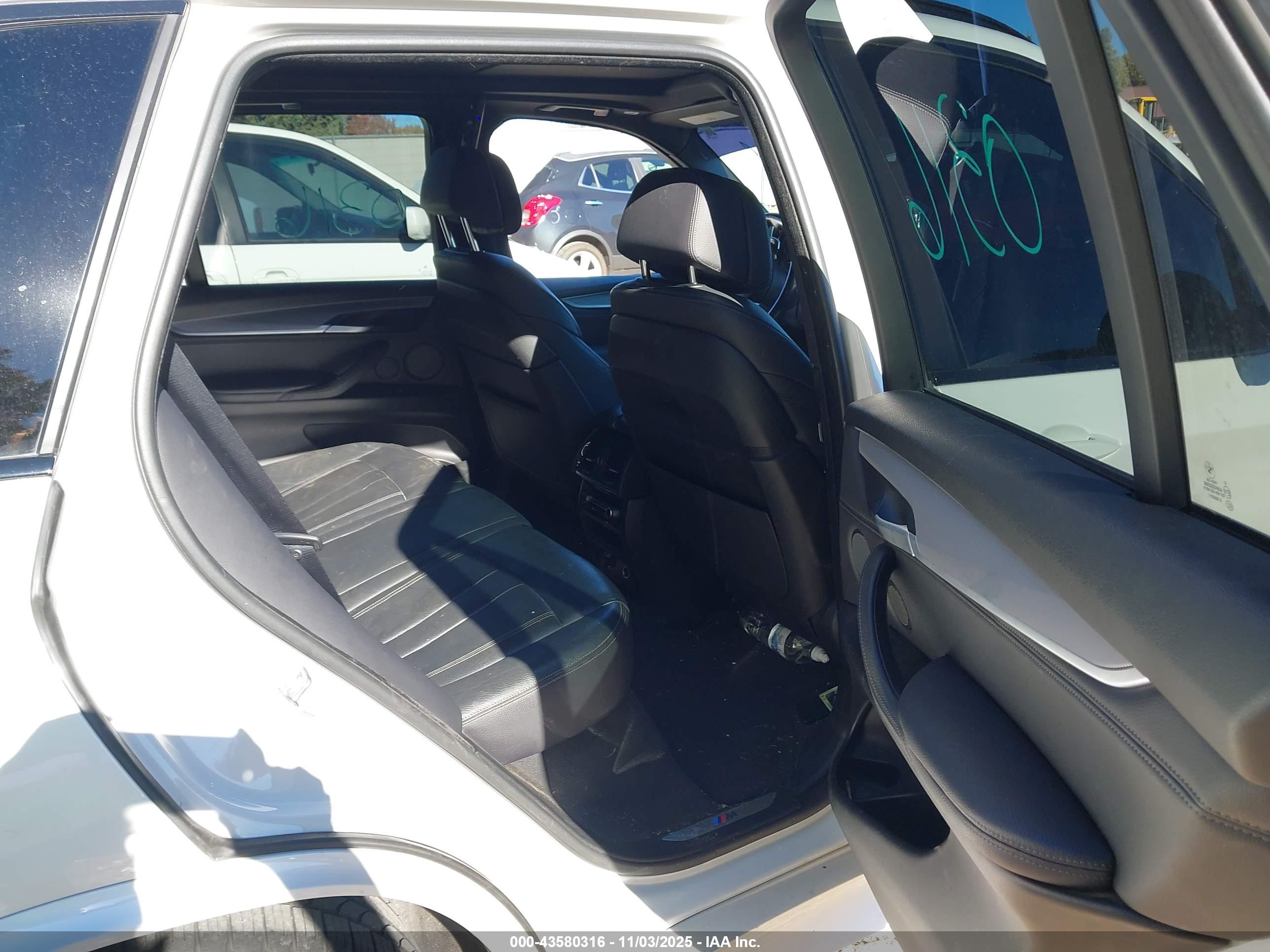 BMW X5 image 8