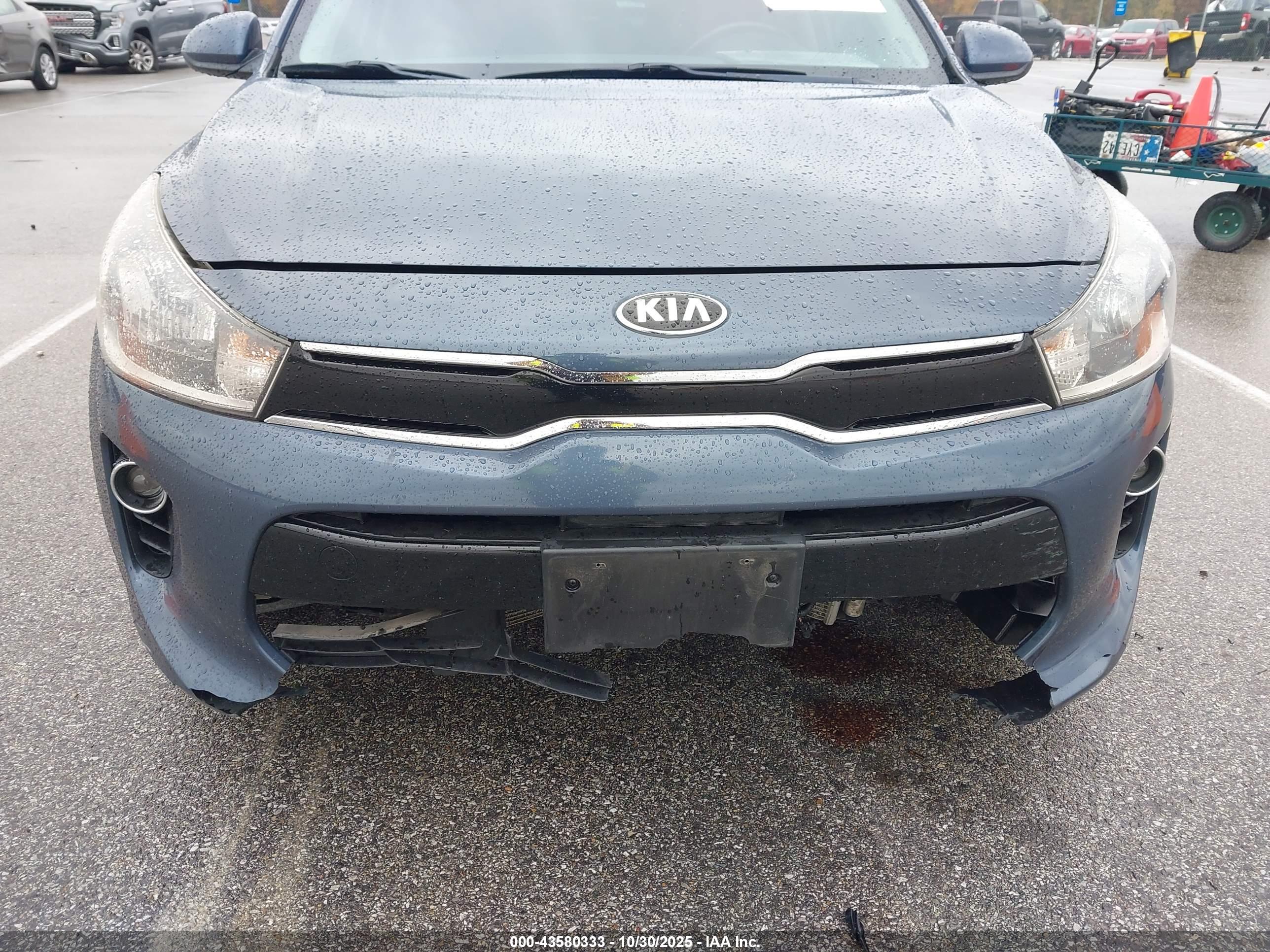 KIA RIO image 6