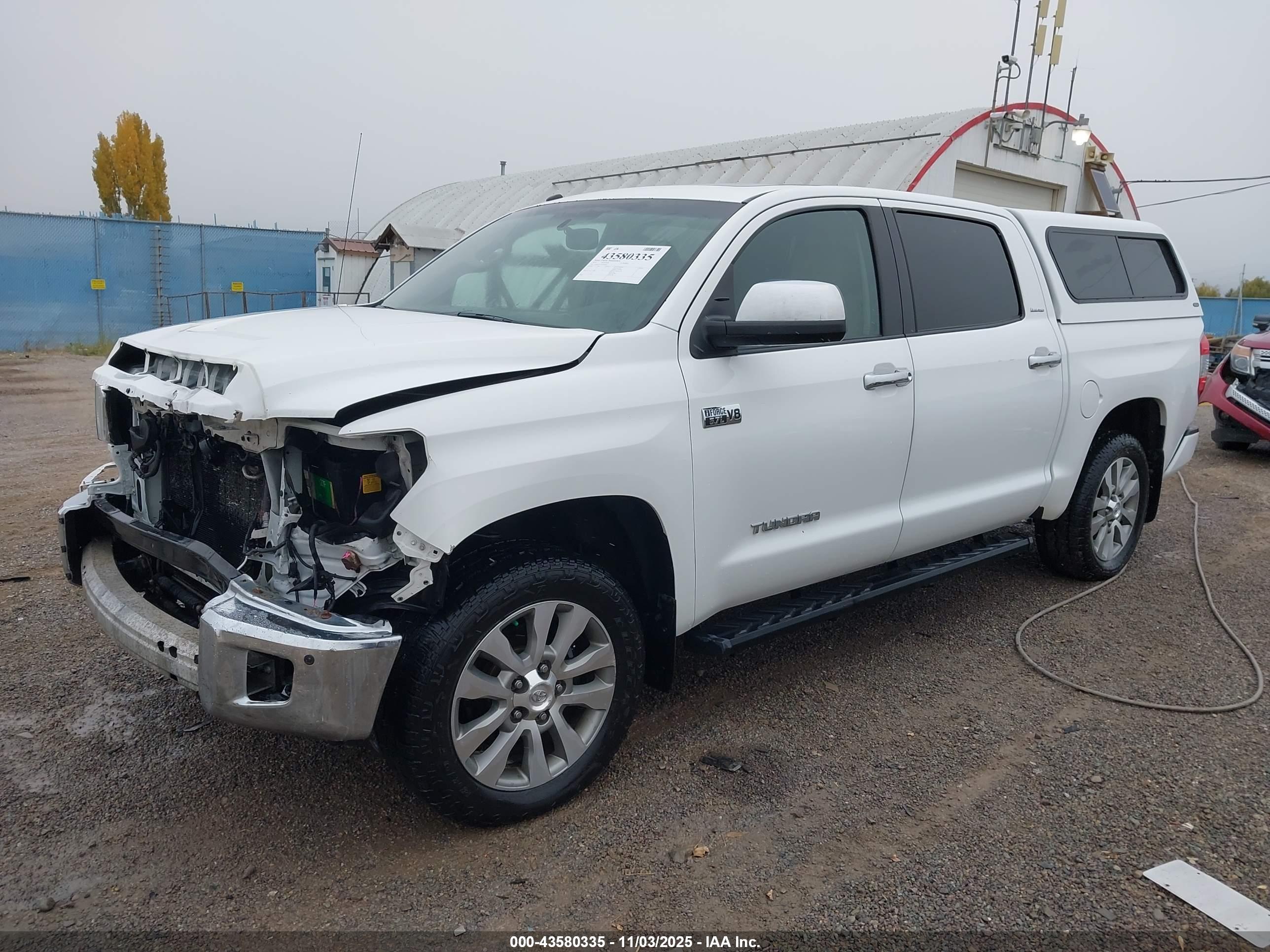 TOYOTA TUNDRA image 2