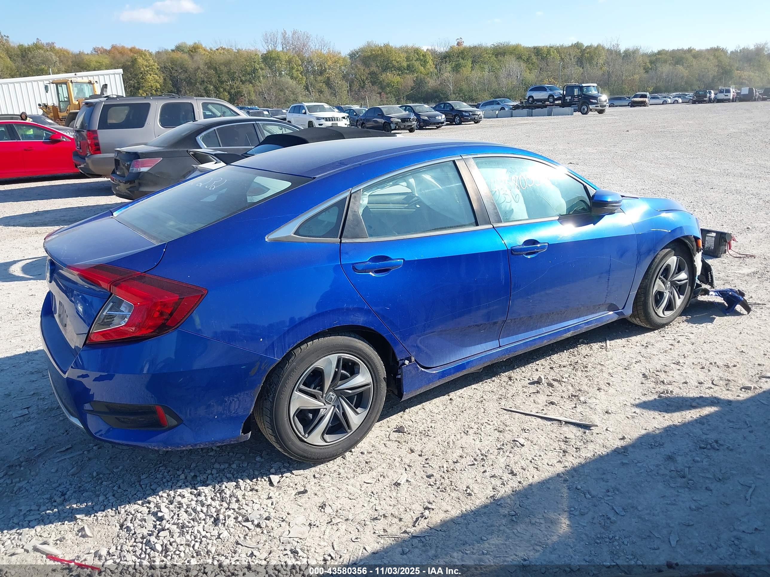 HONDA CIVIC image 4