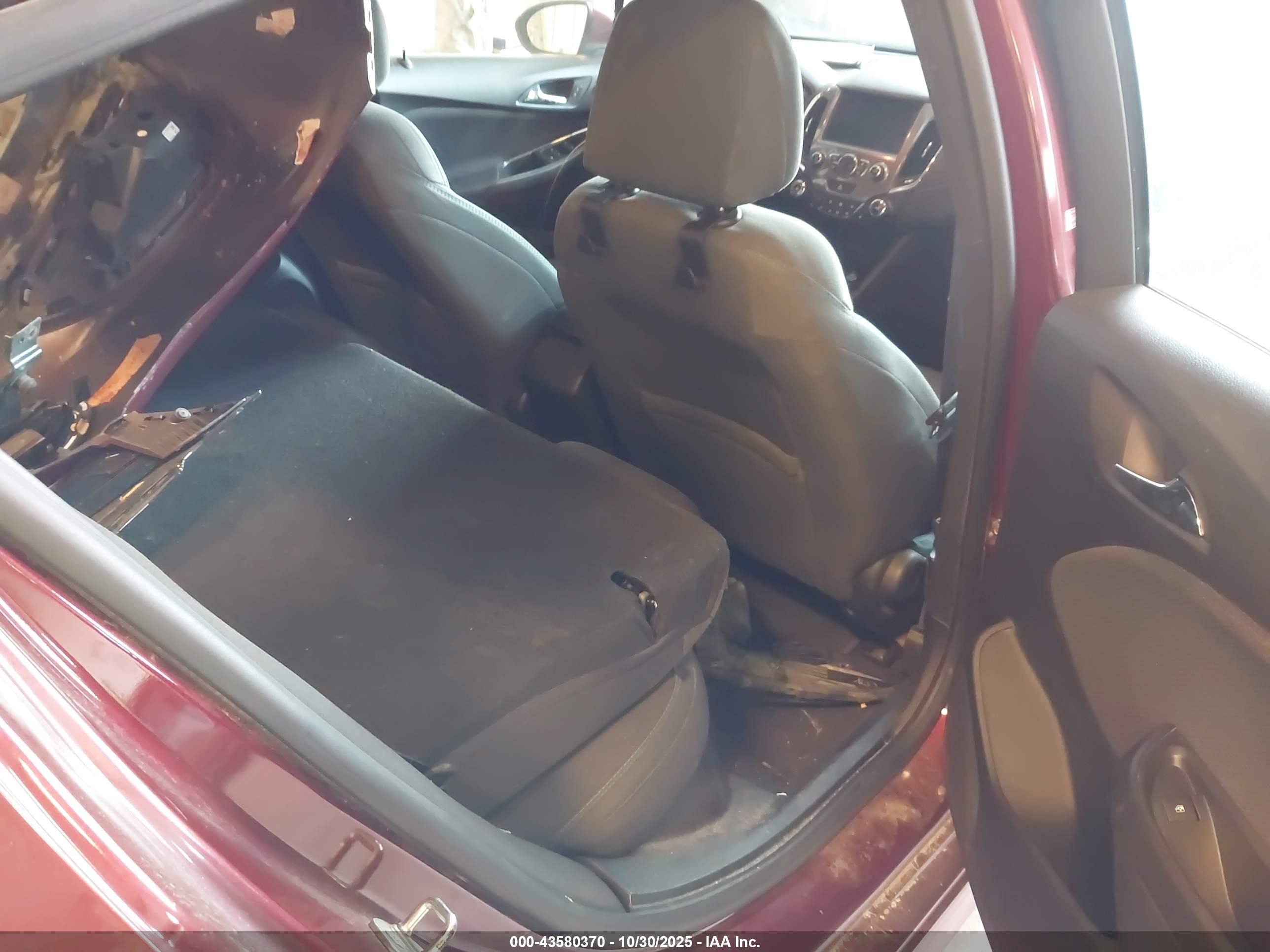 CHEVROLET CRUZE image 8