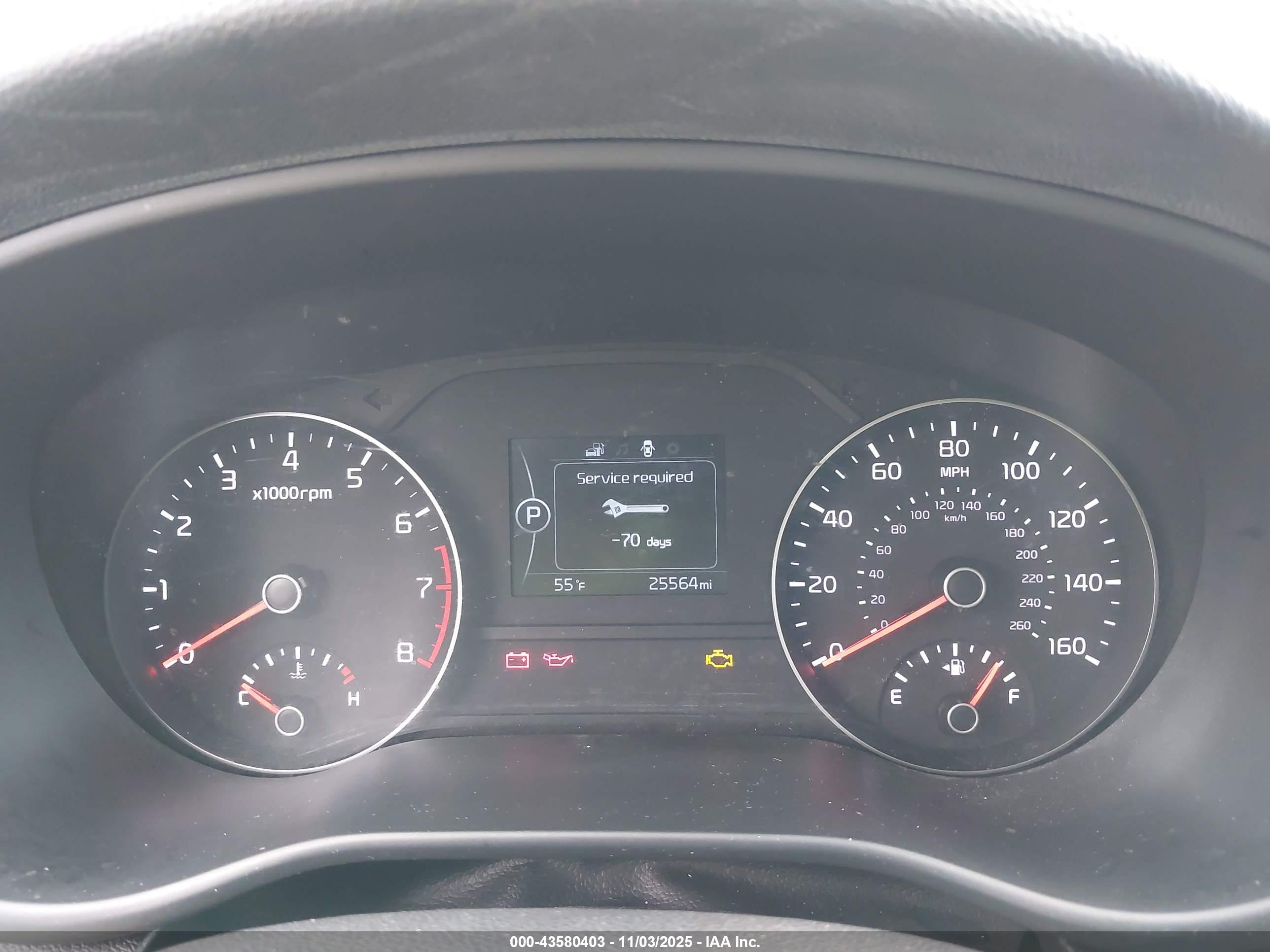 KIA SPORTAGE image 7