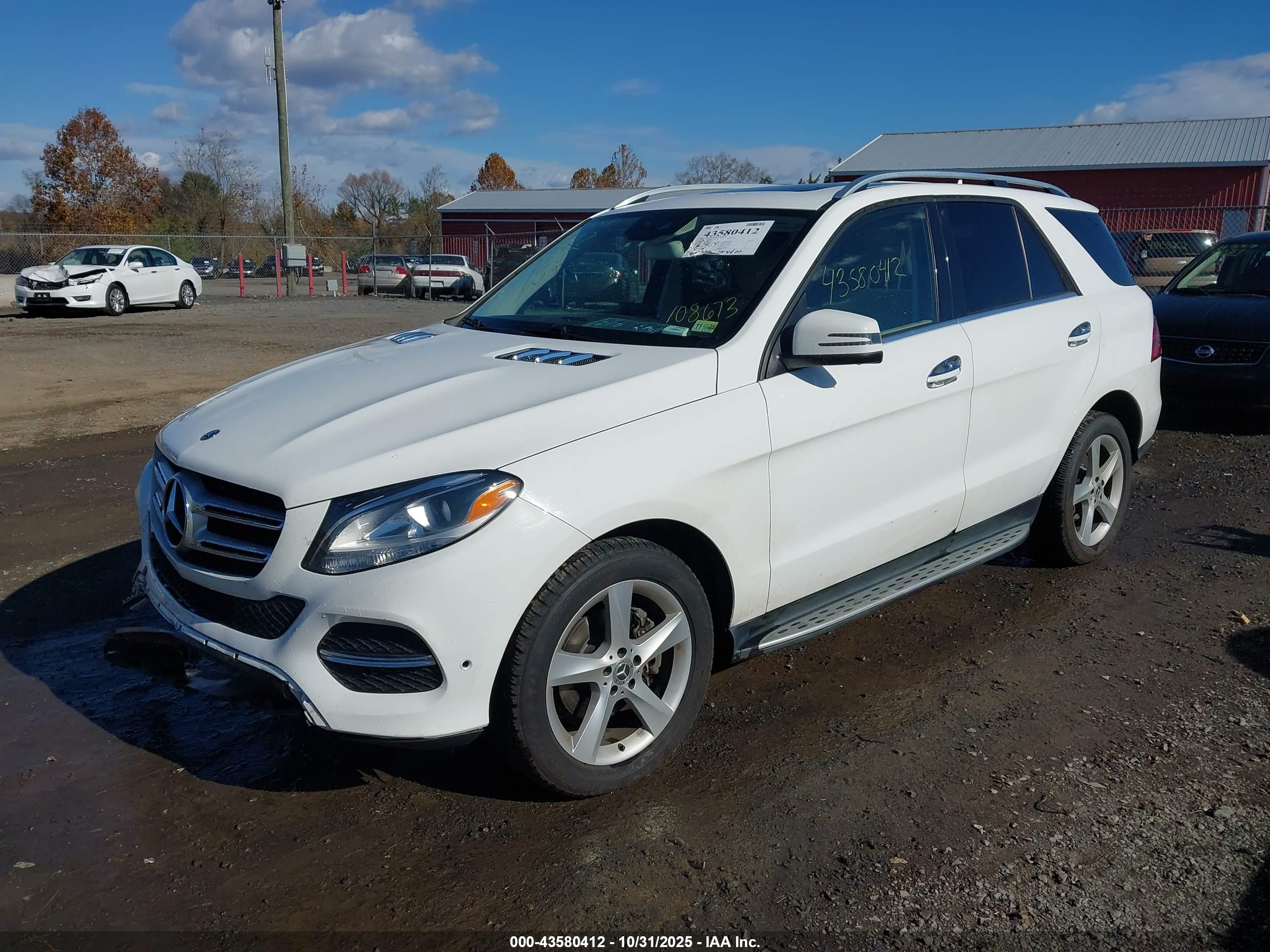 MERCEDES-BENZ GLE image 2