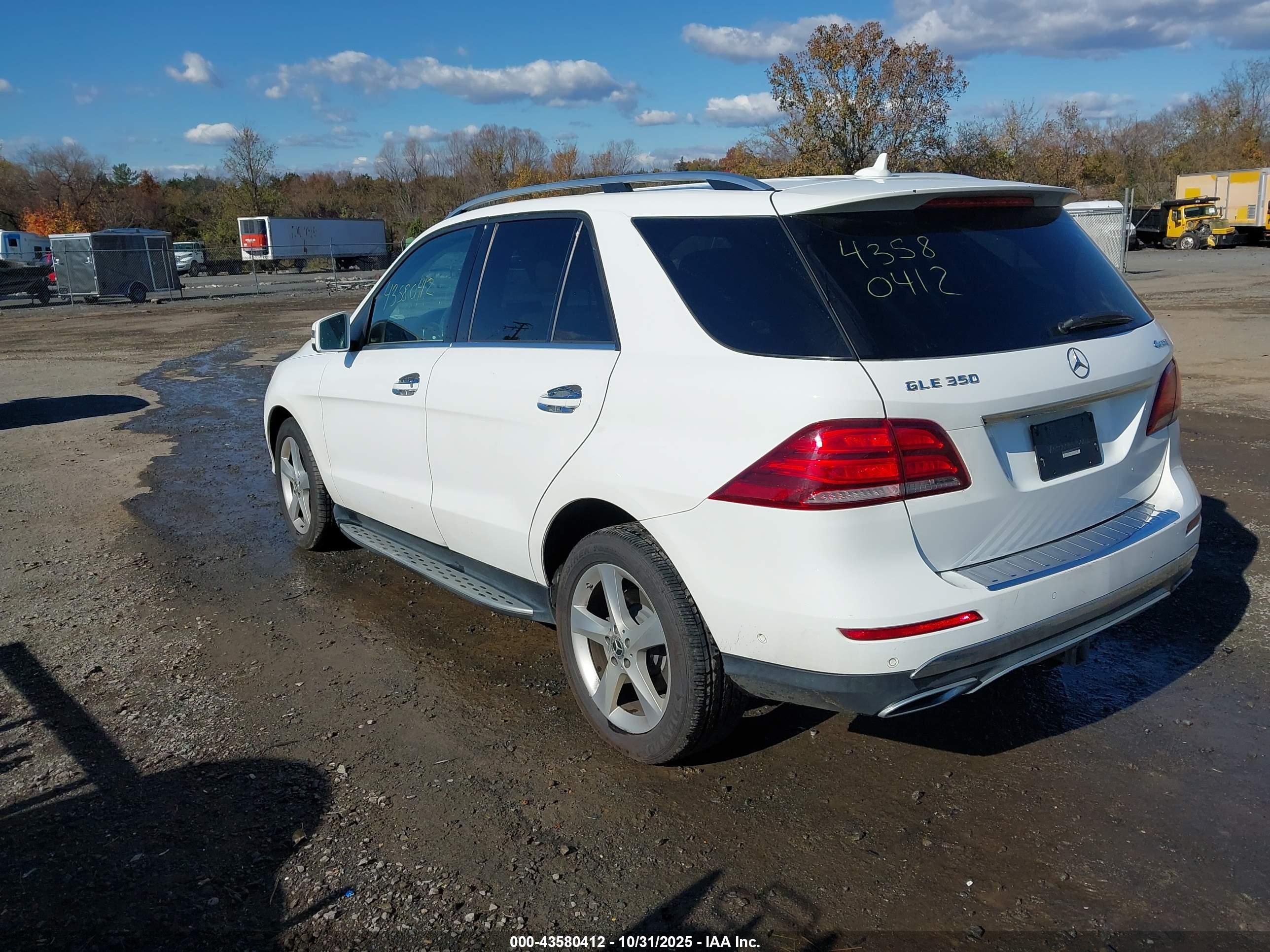 MERCEDES-BENZ GLE image 3