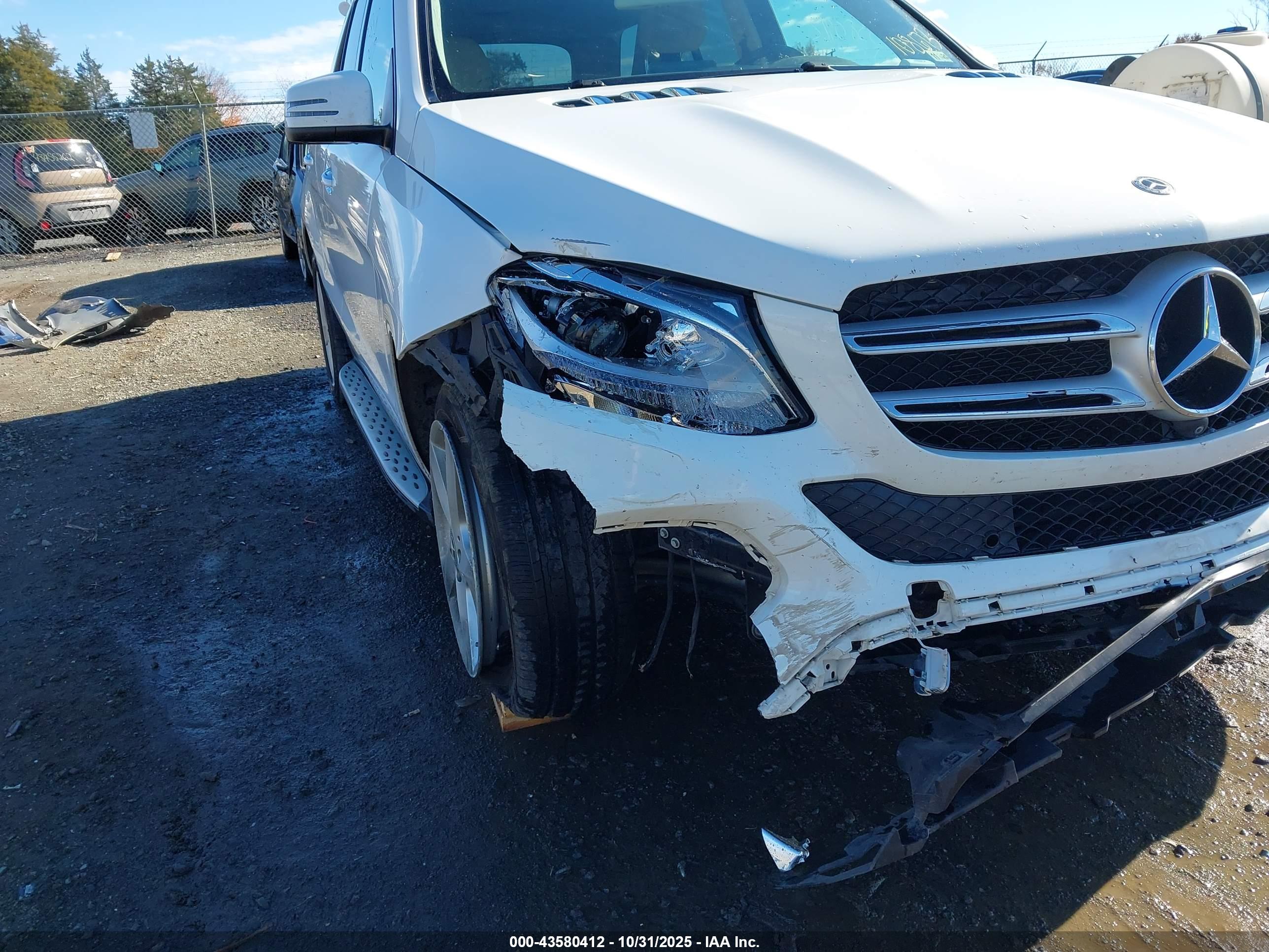 MERCEDES-BENZ GLE image 6