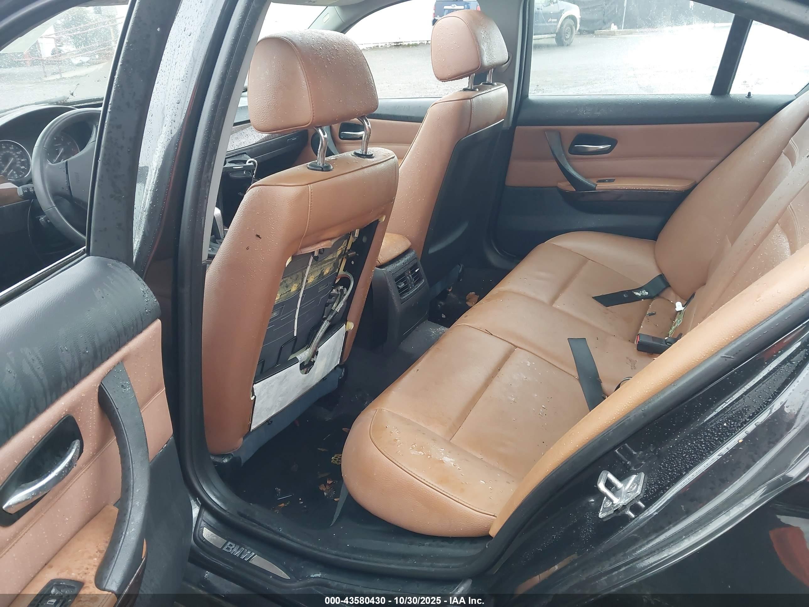 BMW 335I image 8
