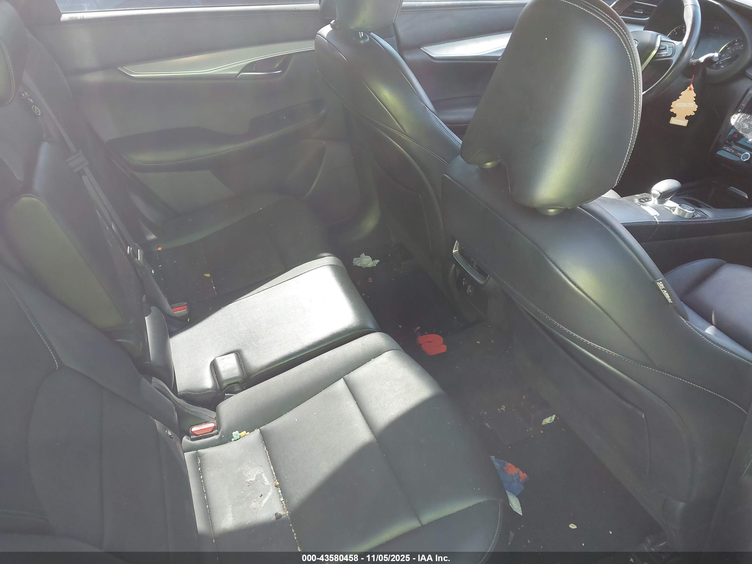 INFINITI QX50 image 8