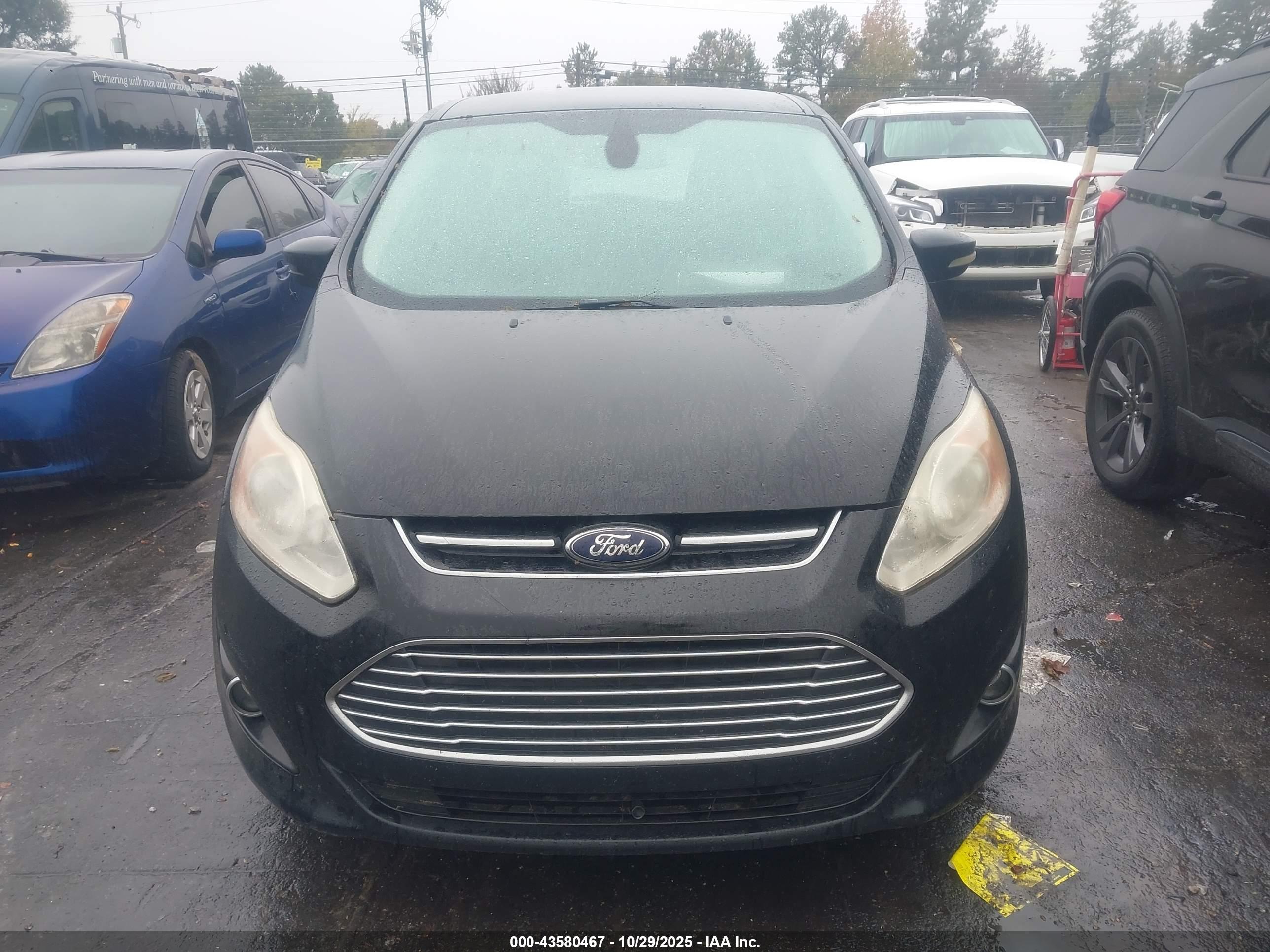 FORD C-MAX image 6