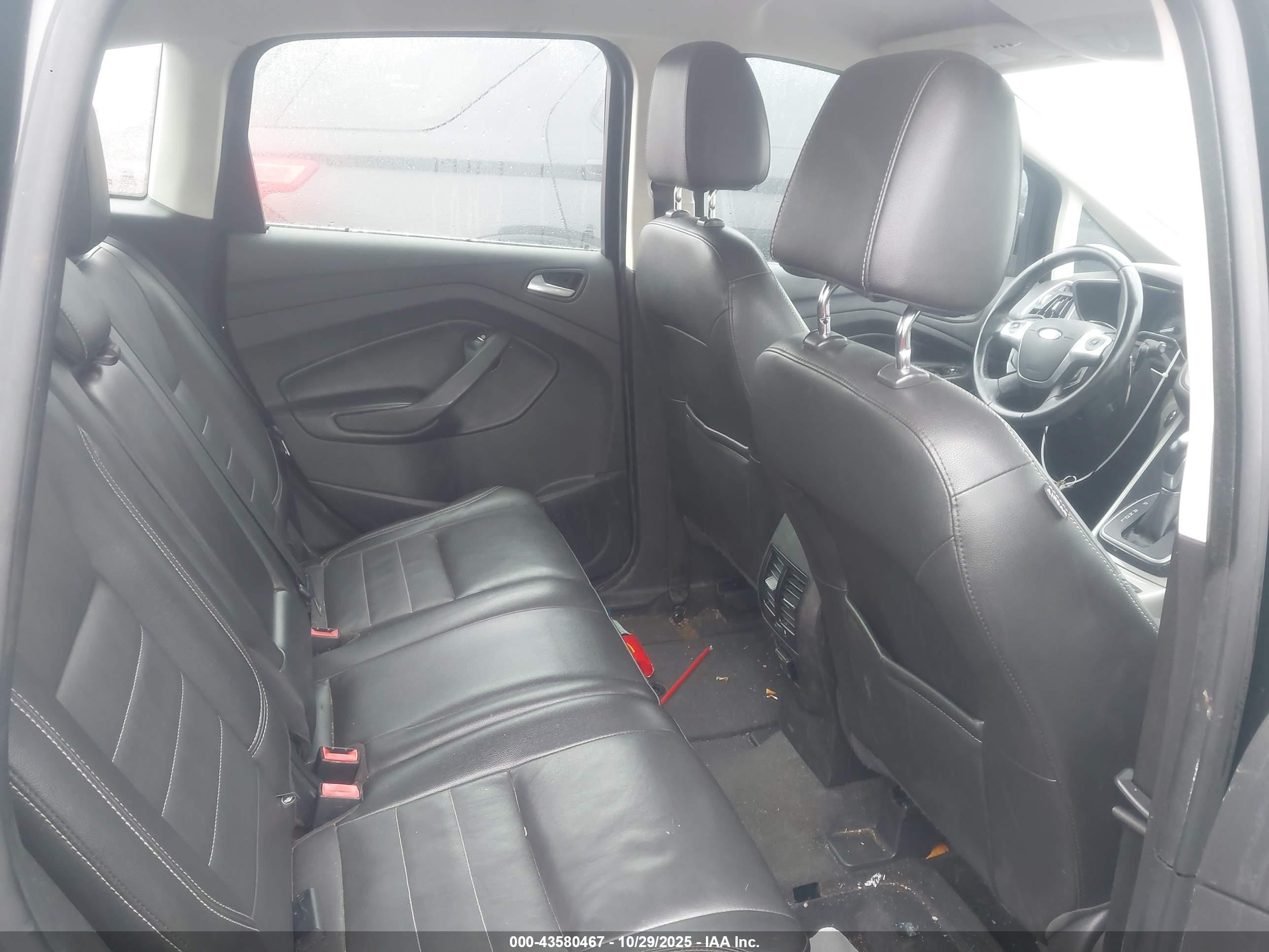 FORD C-MAX image 8